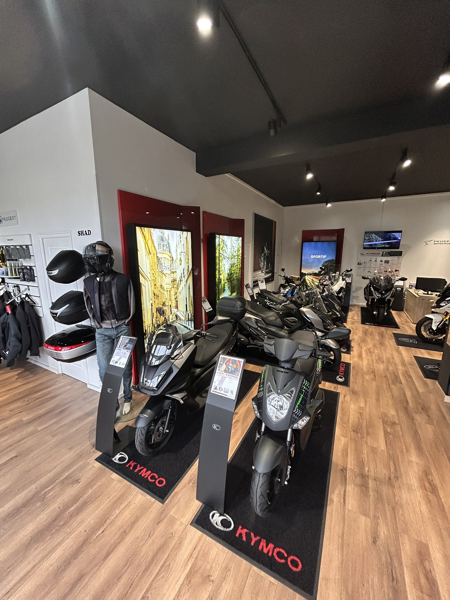Fotografia 18 de CONFLANS 2 ROUES