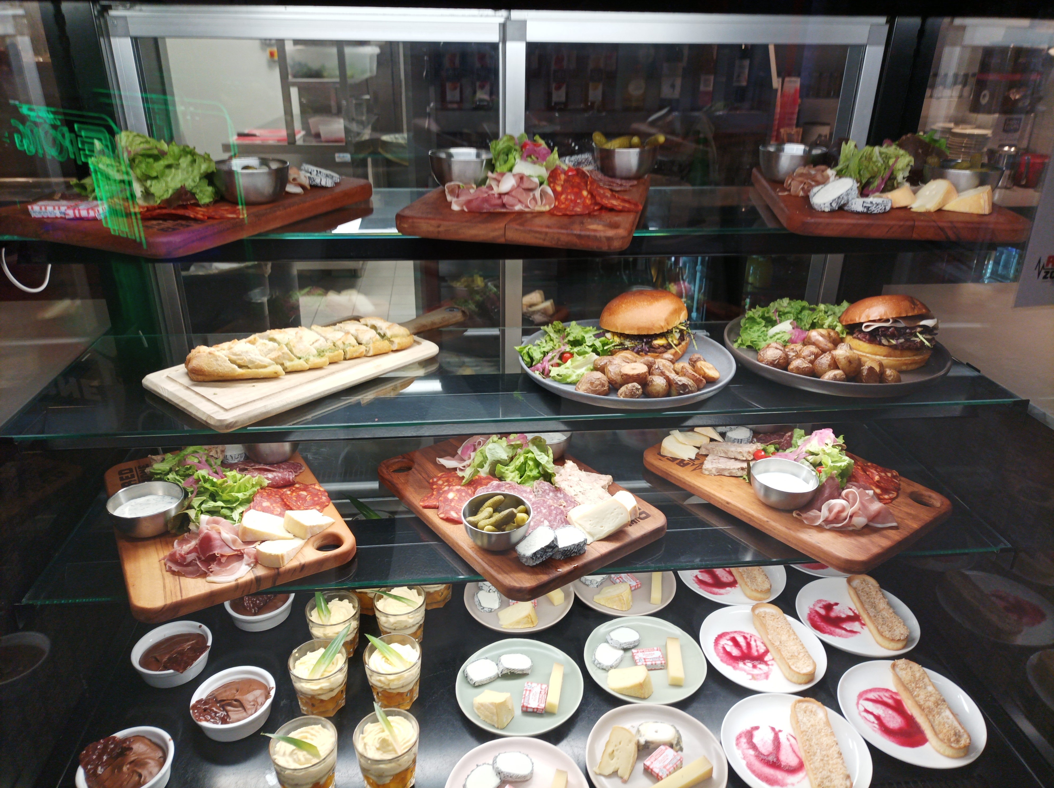 Foto 3 di Redzone - Bar Restaurant Challans