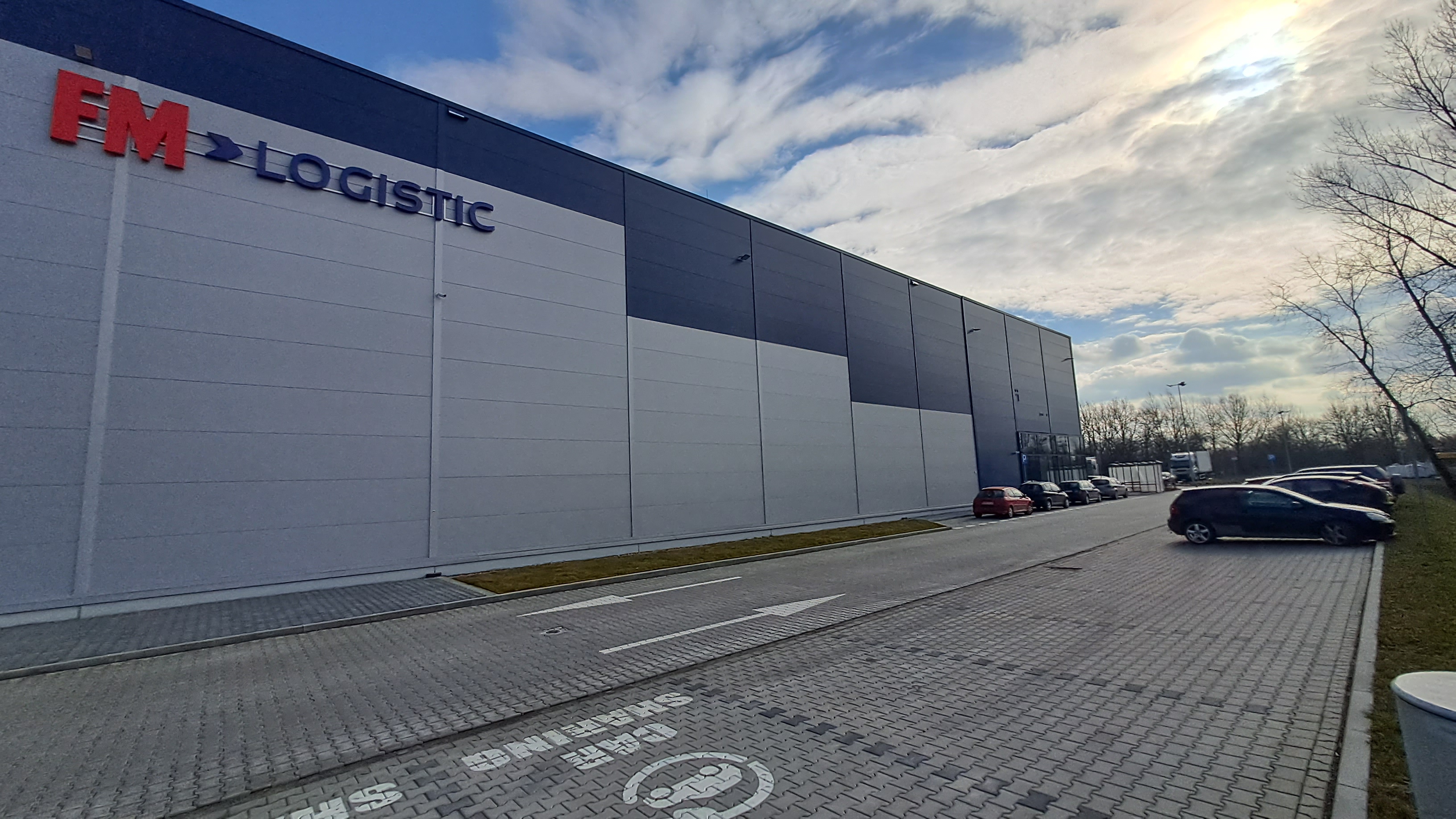Photo 5 of FM Logistic
