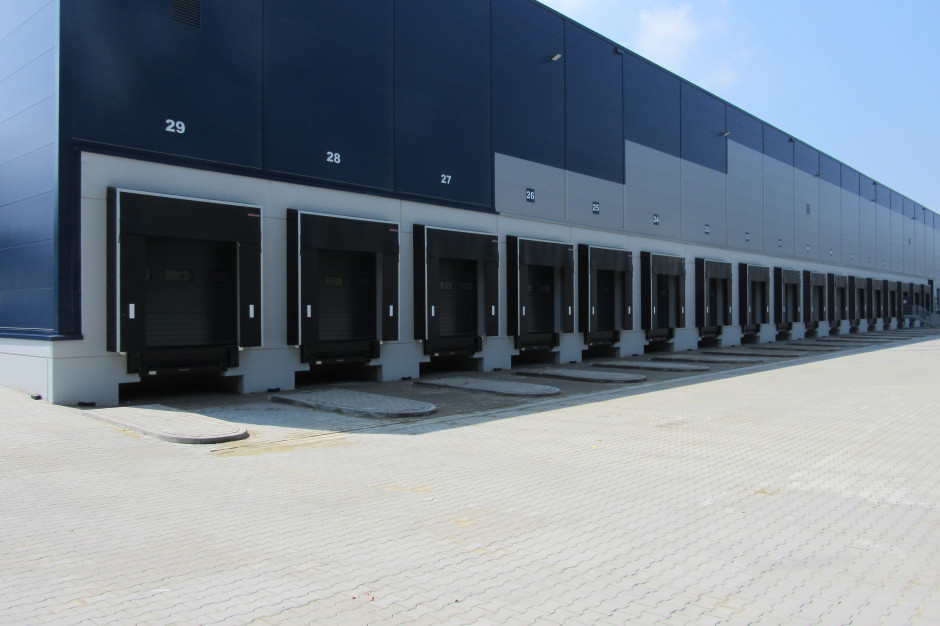 Photo 2 of FM Logistic