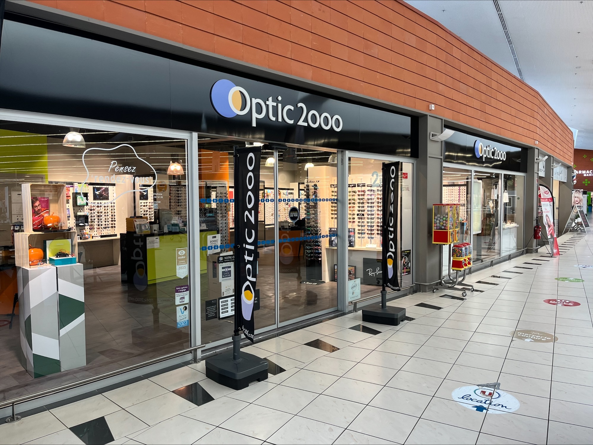 Foto 7 di Opticien Écommoy - Optic 2000 - HYPER U
