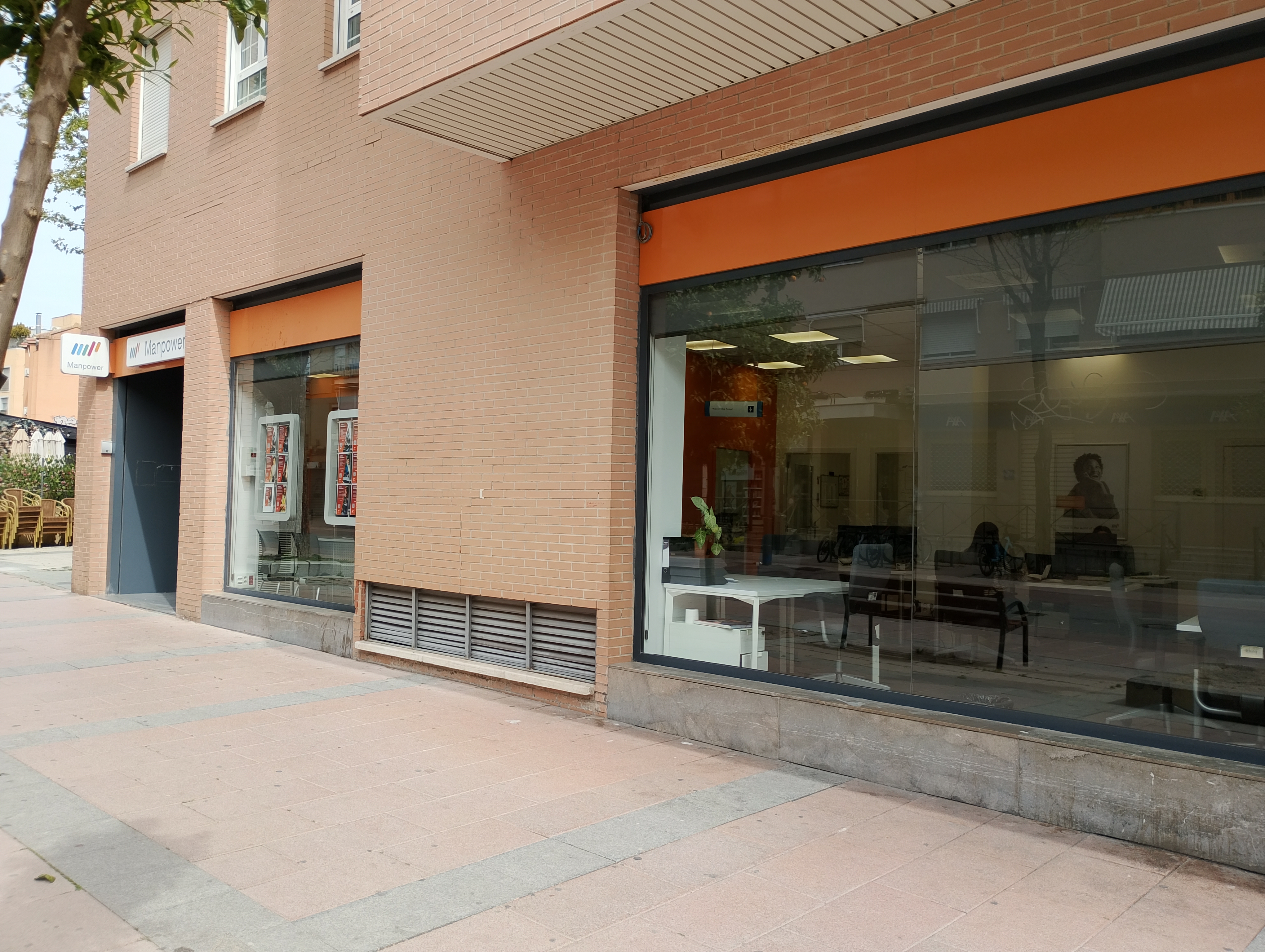 Foto 4 di Manpower Getafe