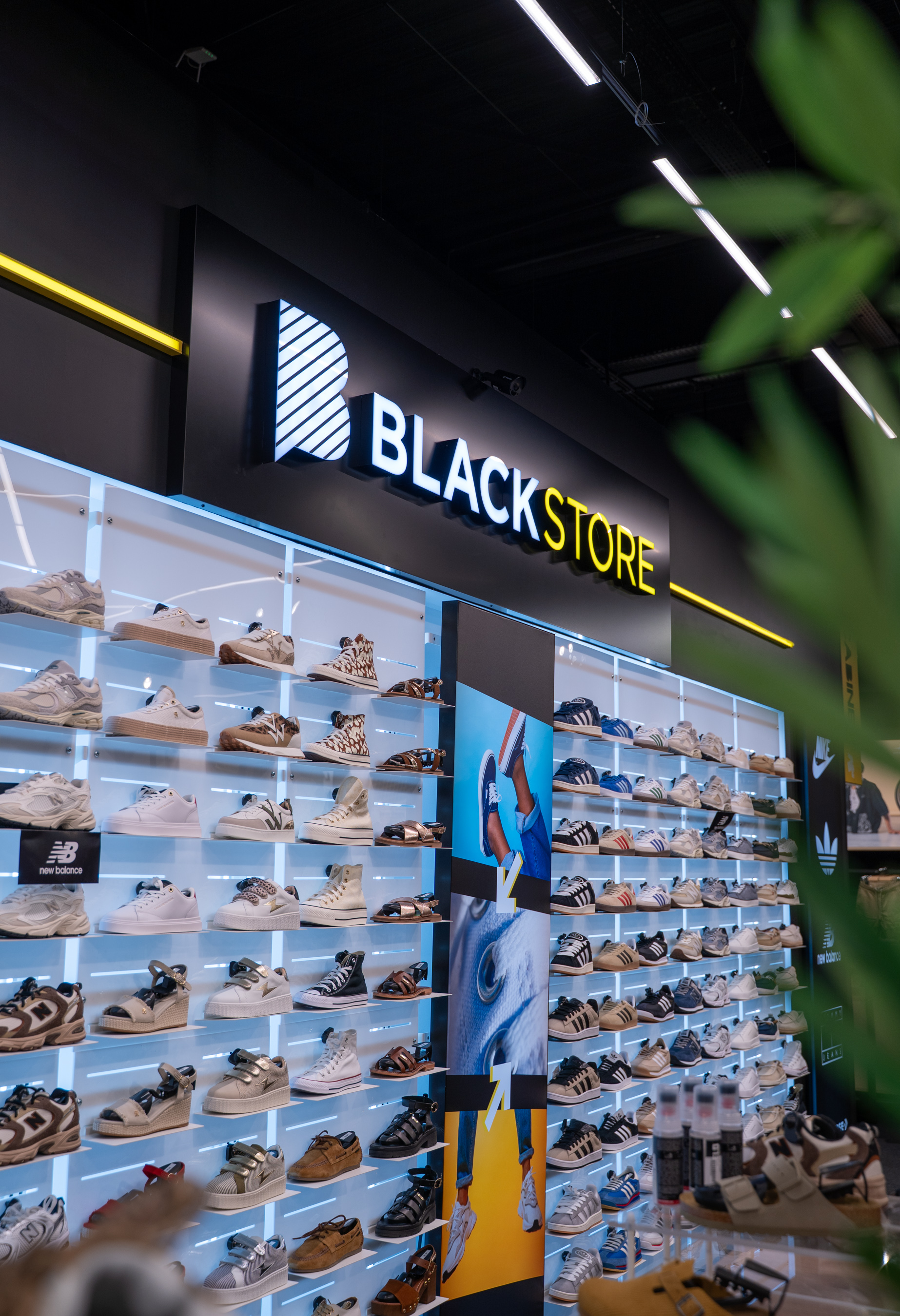 Foto 4 di BLACKSTORE SAUMUR