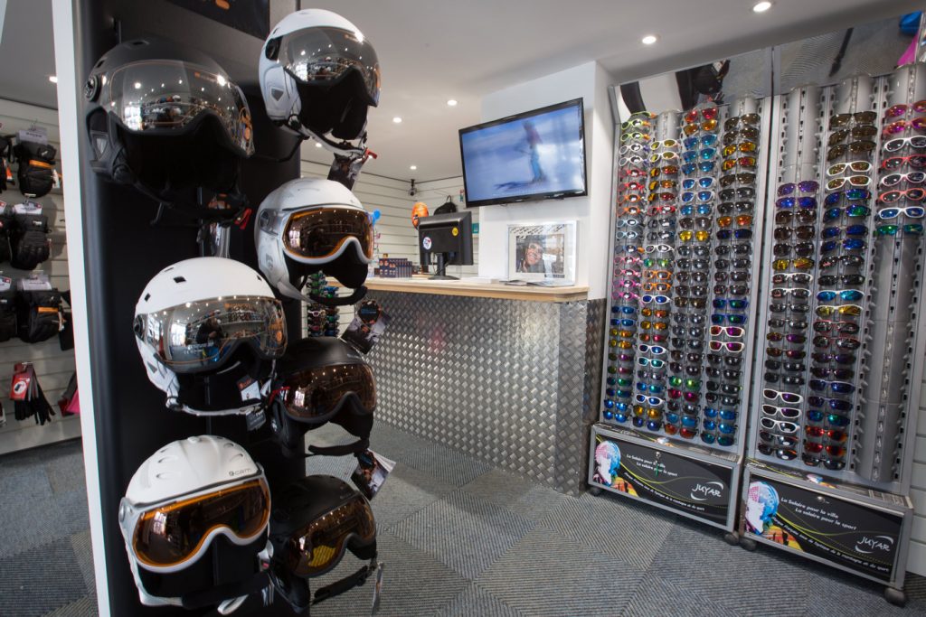 Foto 5 di INTERSPORT - LES GETS