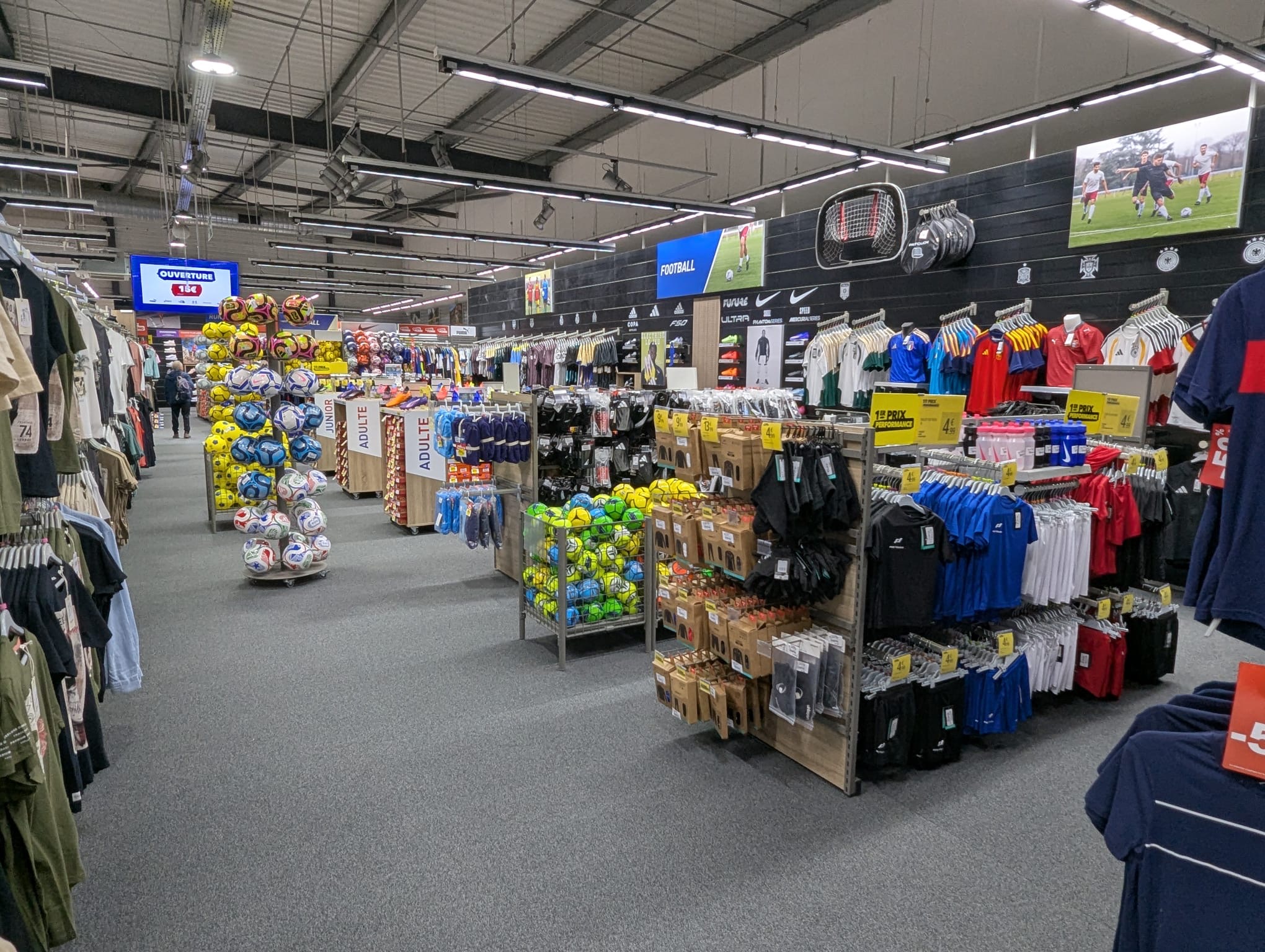 Foto 3 di Intersport Lievin