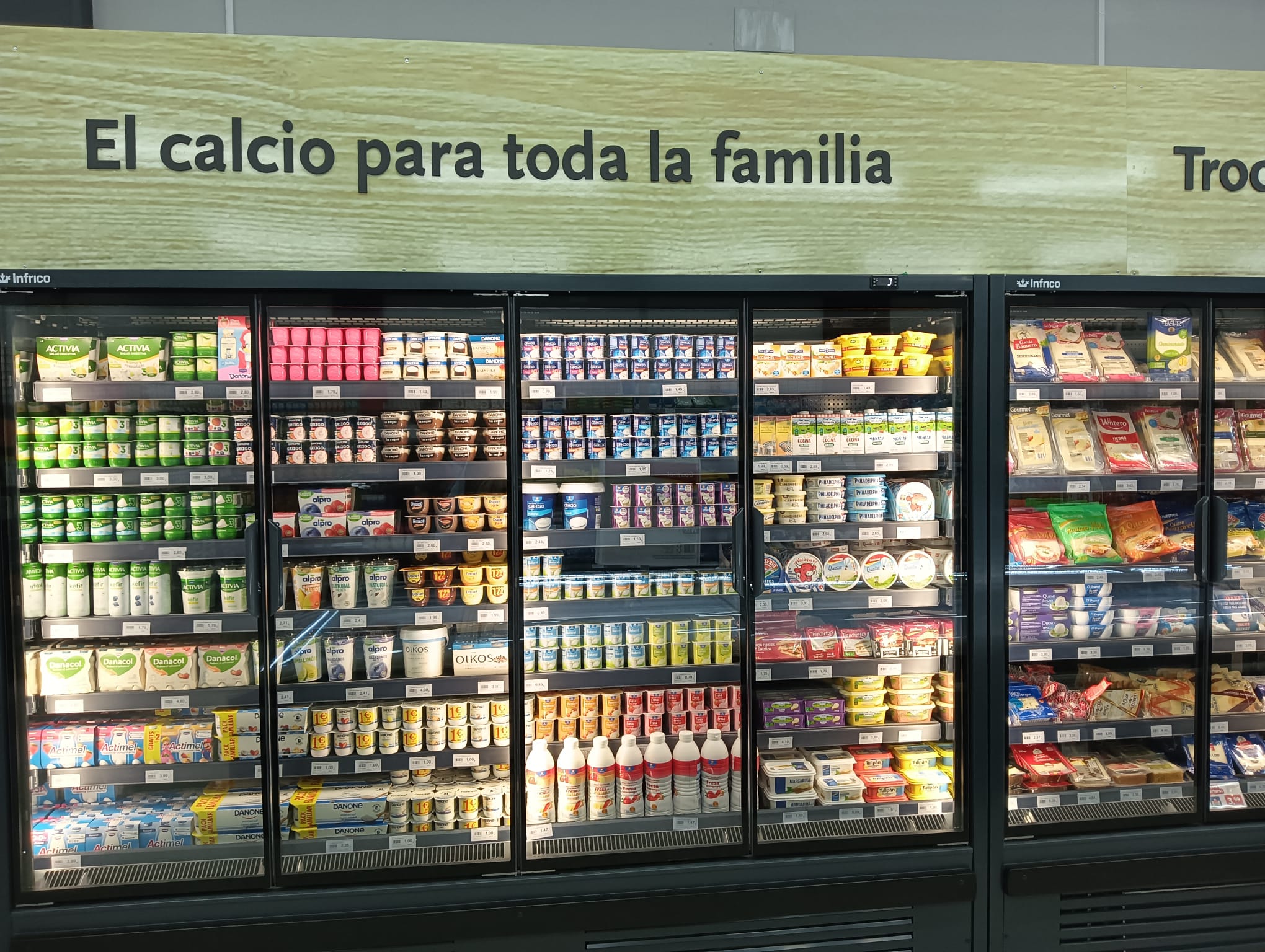 Foto 6 di SUMA supermercados
