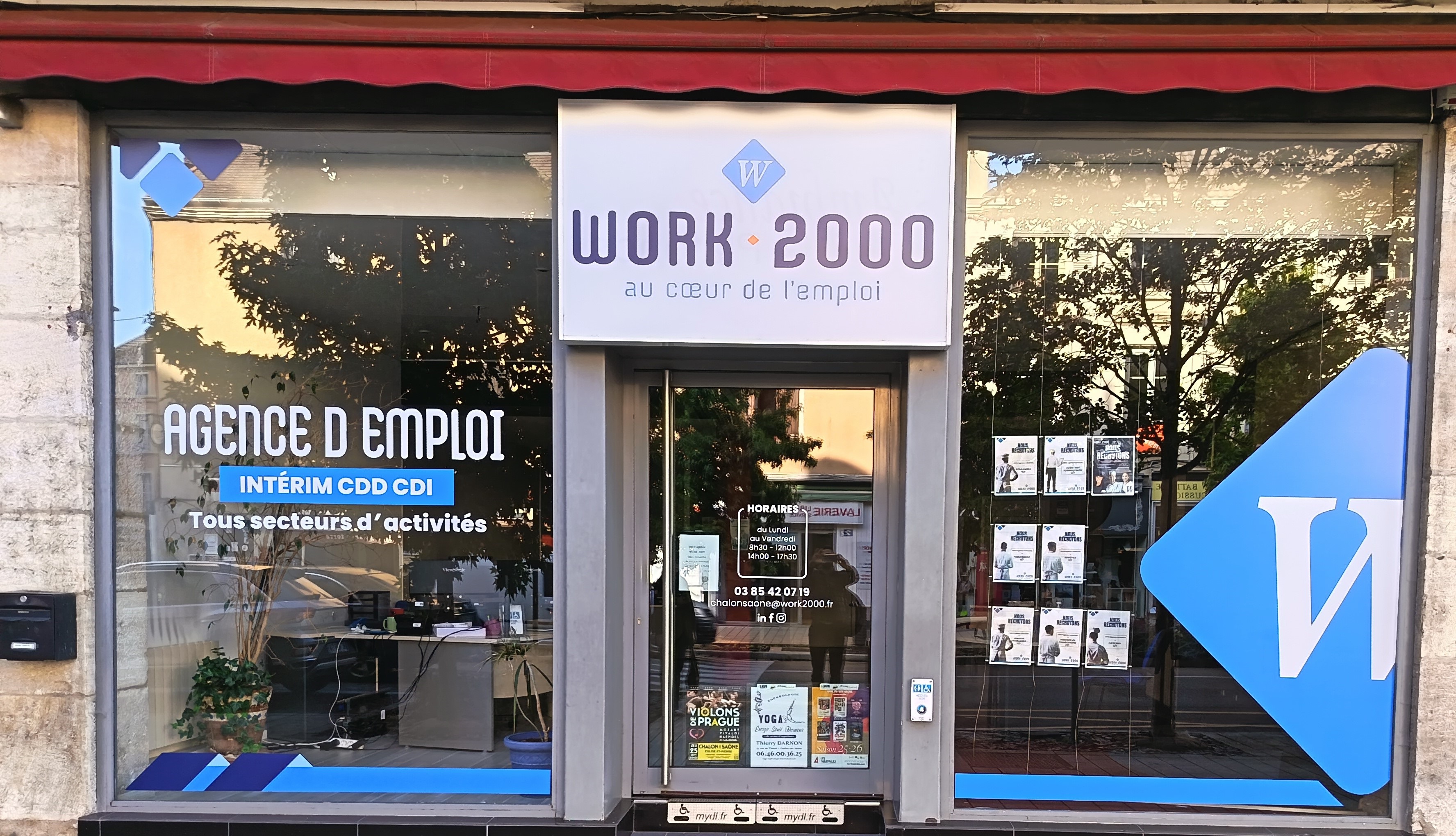 Foto 6 di WORK 2000