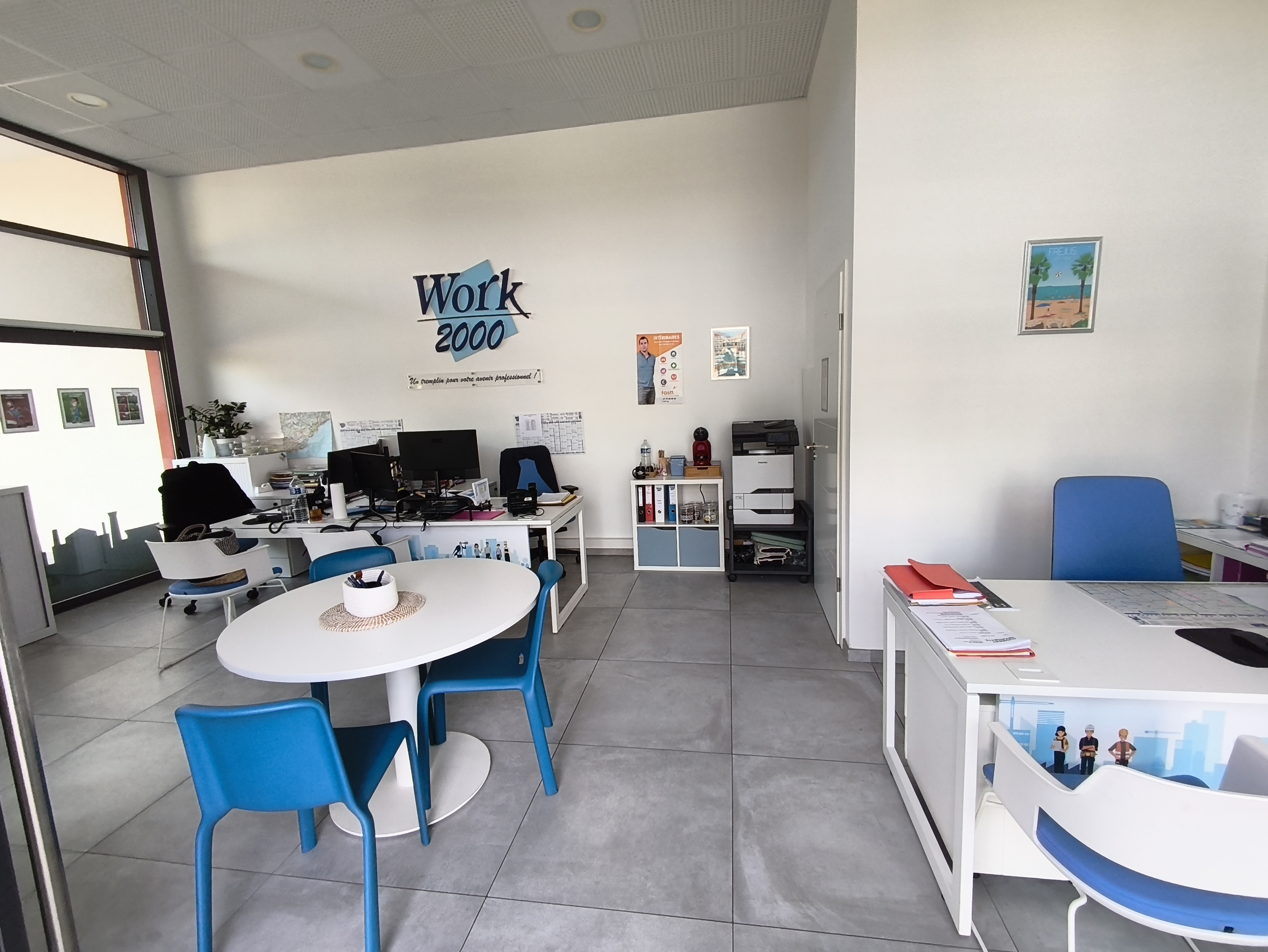 Foto 7 di WORK 2000