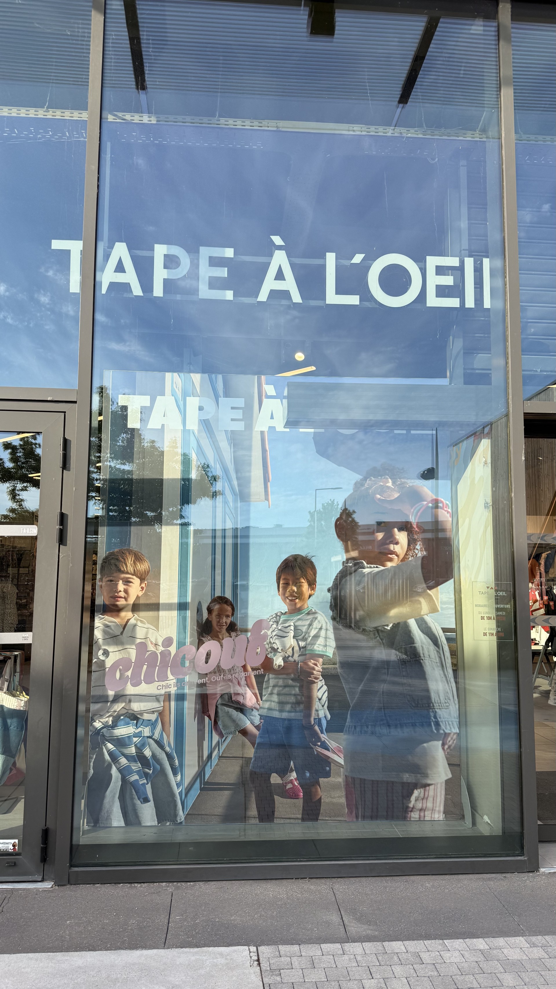 Foto 1 di Tape à l'oeil - Servon