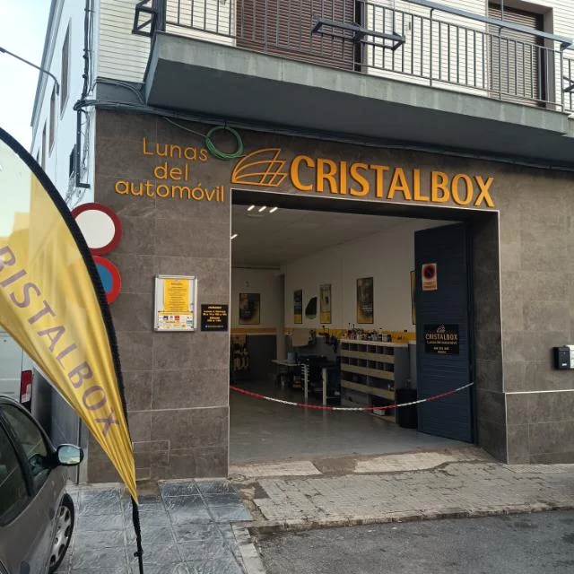 Foto 1 di Cristalbox