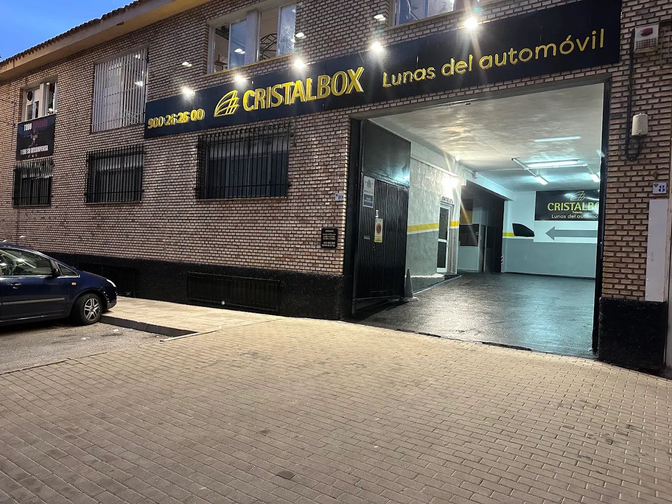 Foto 1 di CRISTALBOX
