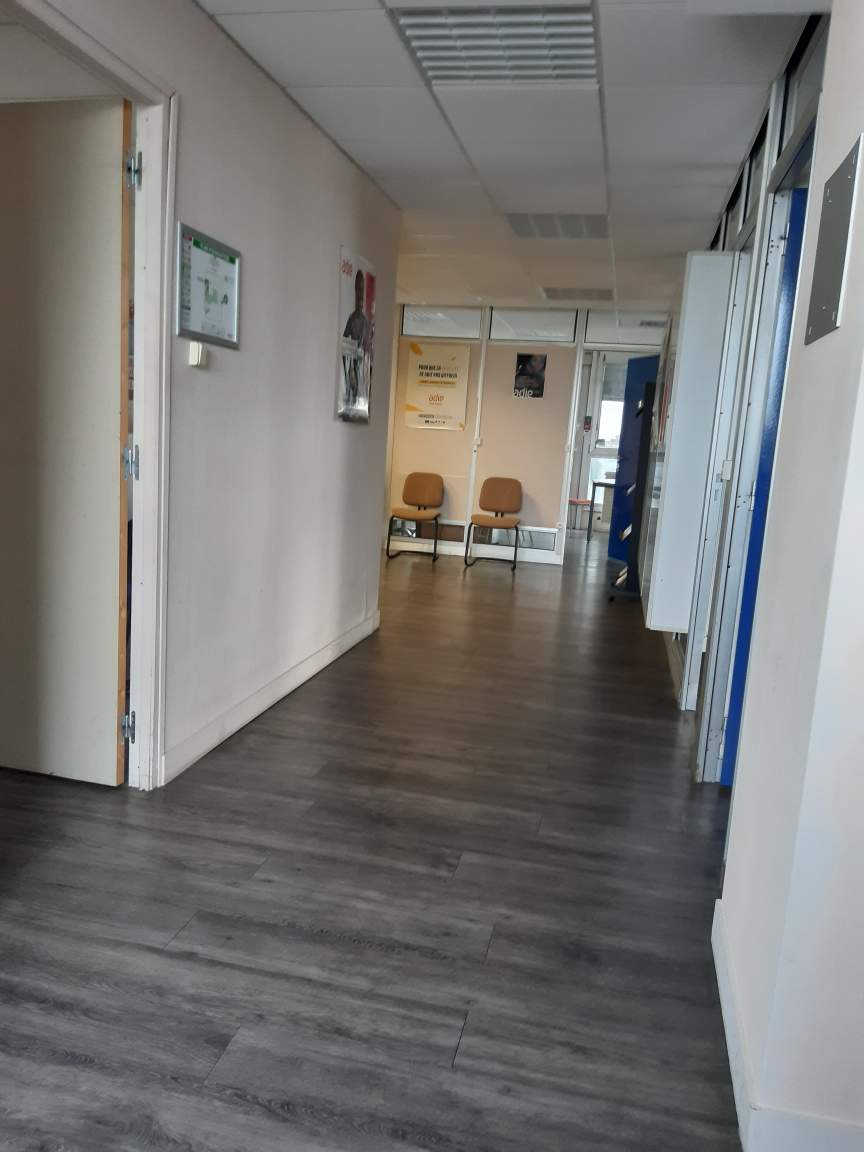 Foto 2 di Agence Adie