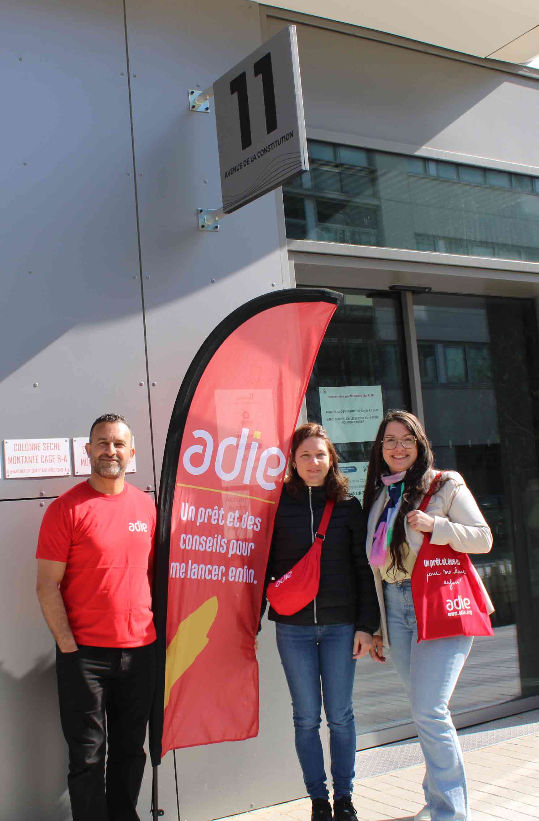 Foto 1 di Agence Adie