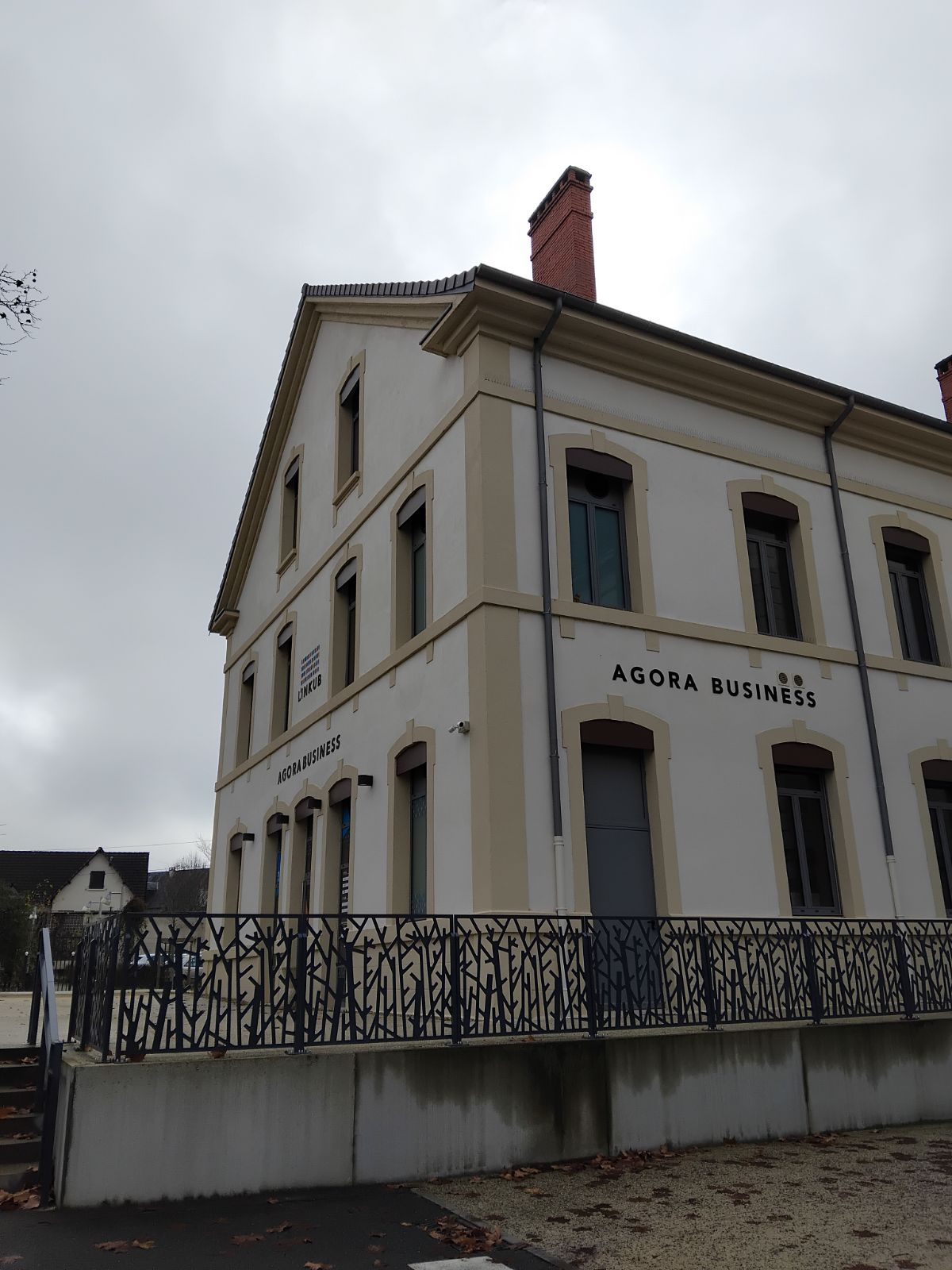 Foto 2 di Agence Adie