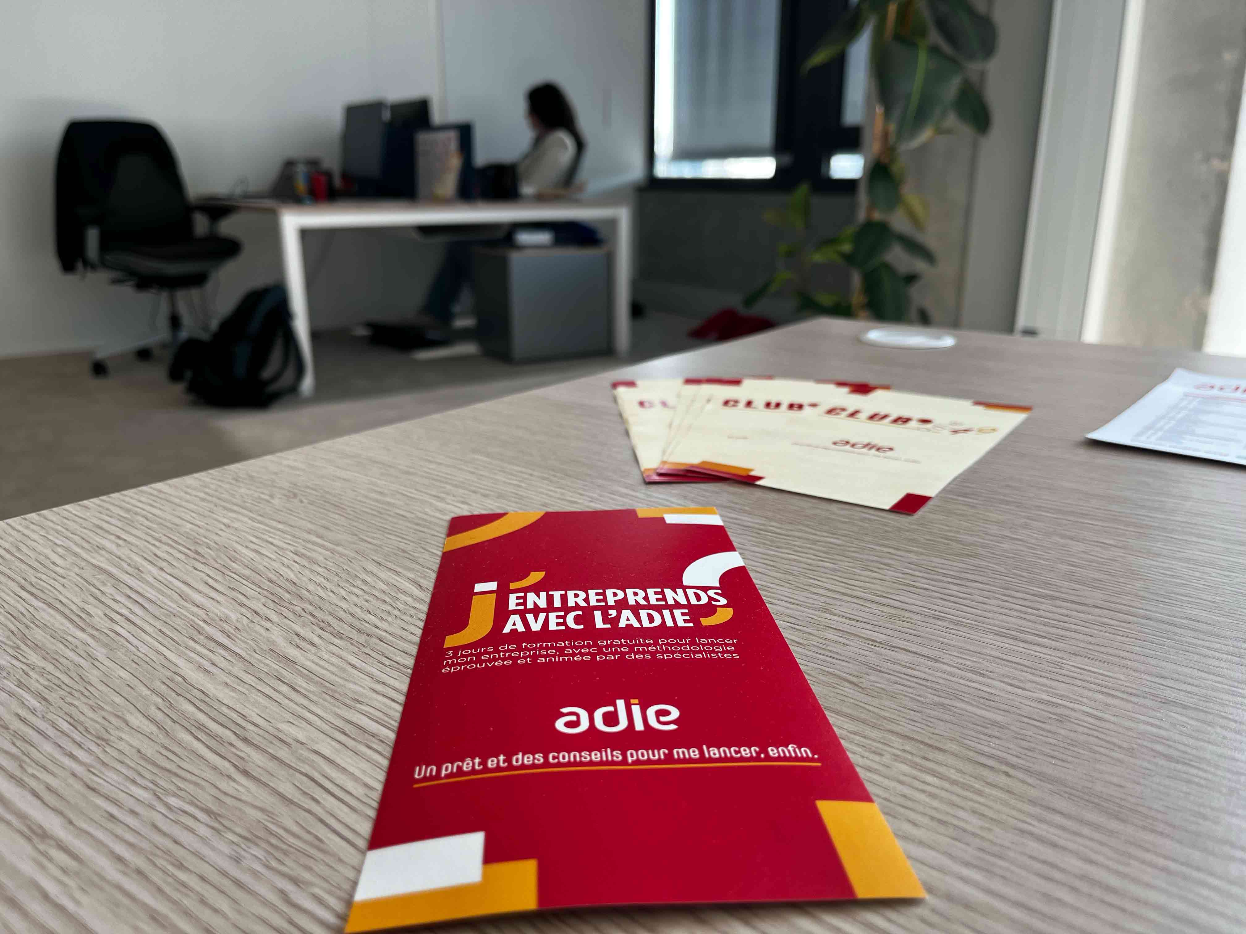 Foto 8 di Agence Adie
