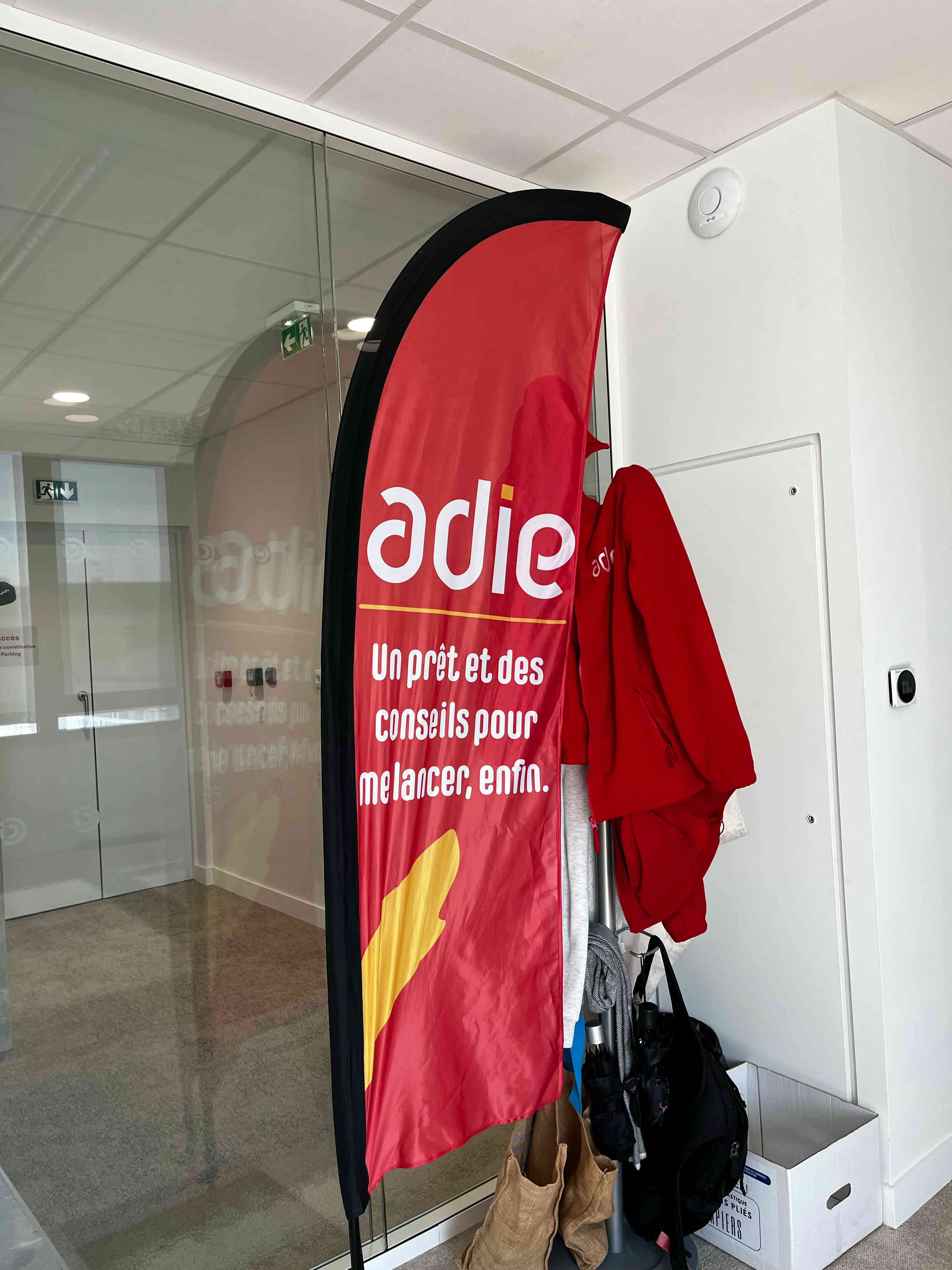 Foto 9 di Agence Adie