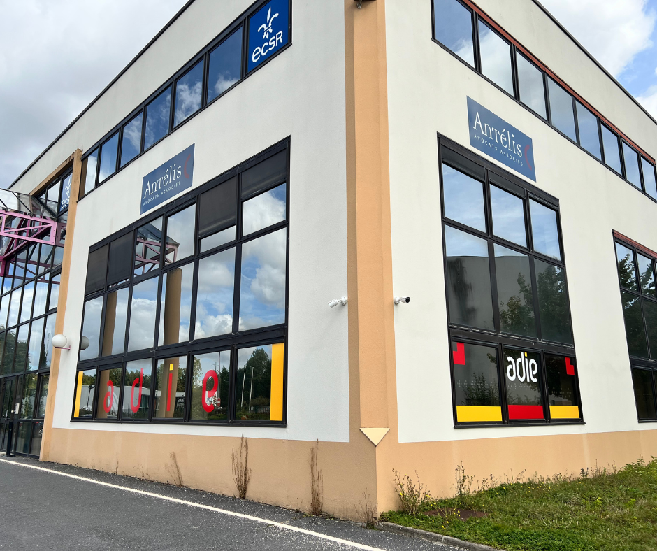 Foto 2 di Agence Adie