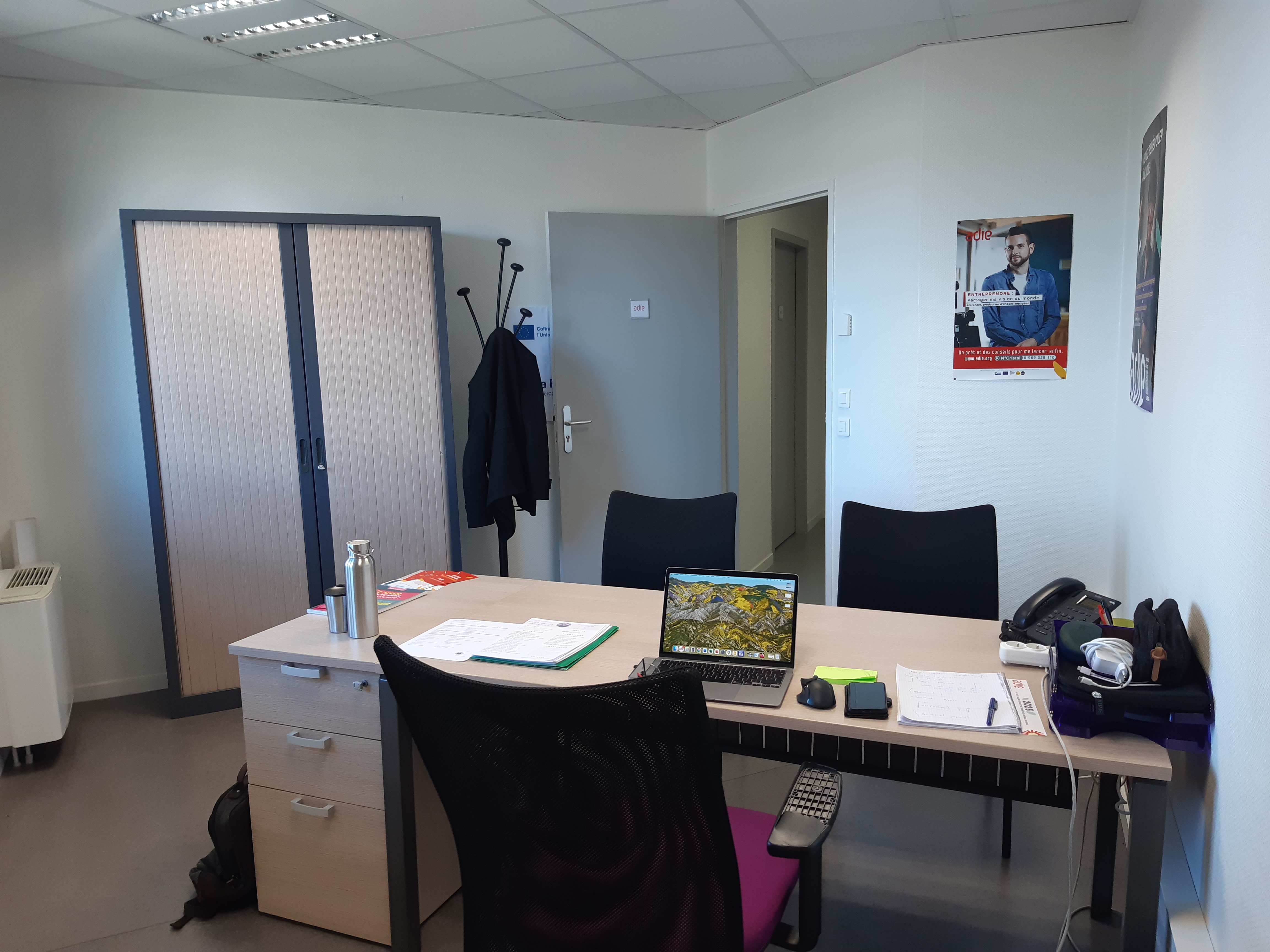 Foto 2 di Agence Adie
