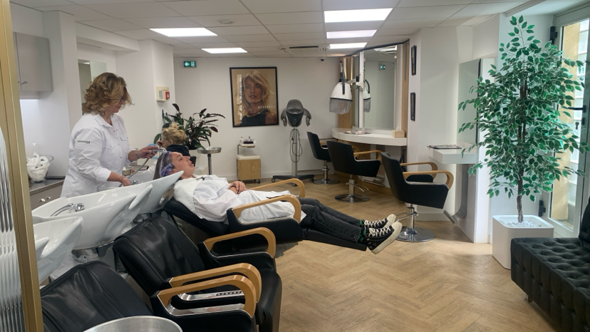Foto 5 di DESSANGE - Coiffeur Nice Or