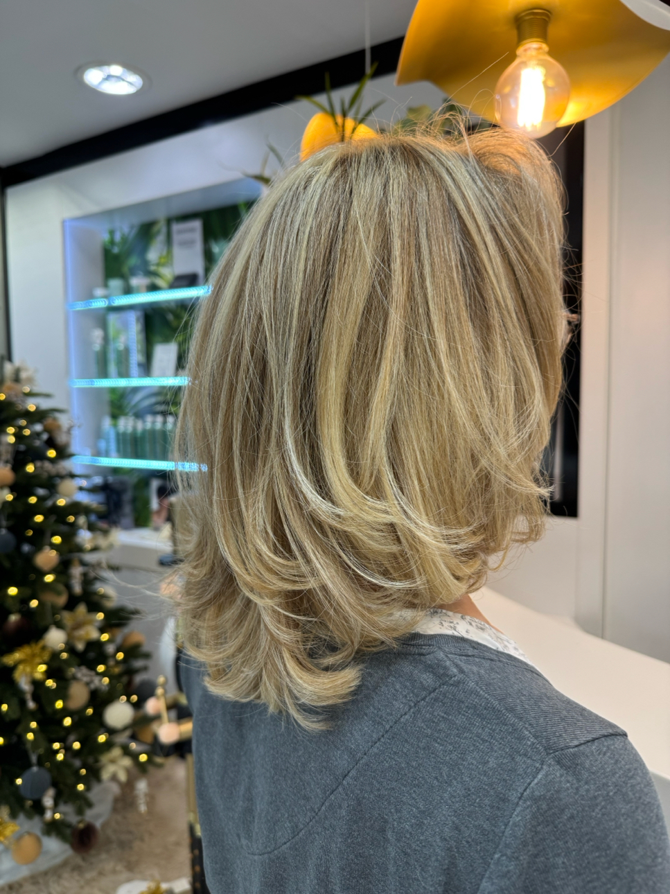 Foto 2 di DESSANGE - Coiffeur Compiègne