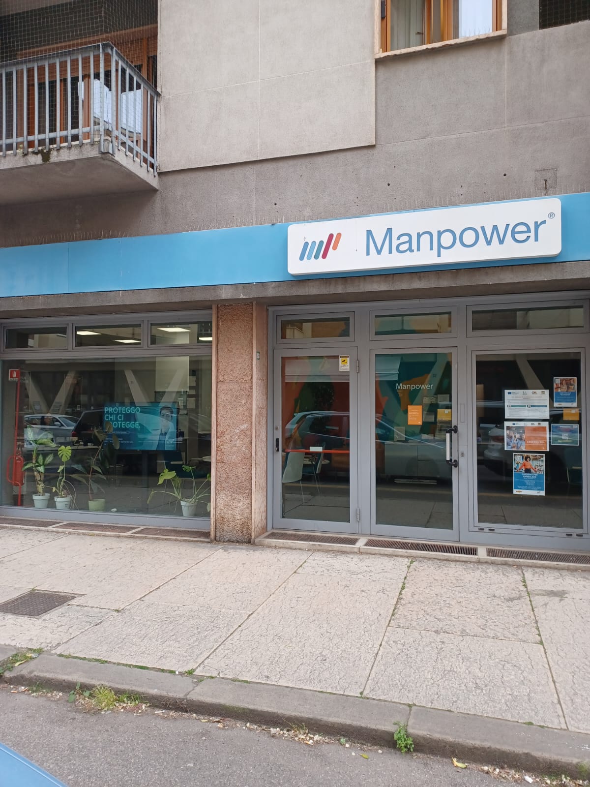 Foto 2 di Manpower