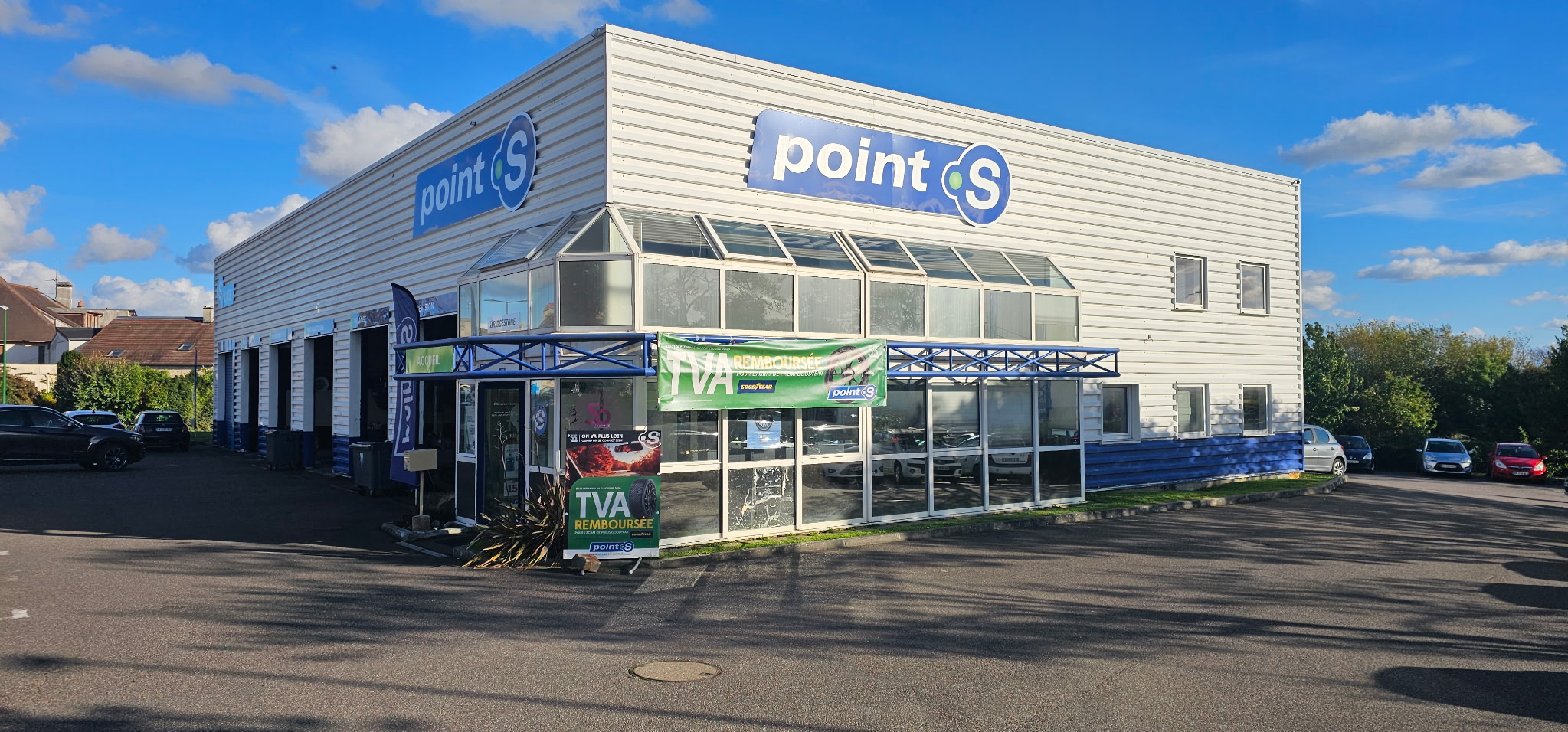Foto 1 di Point S - Caen (Caen Pneus Services)