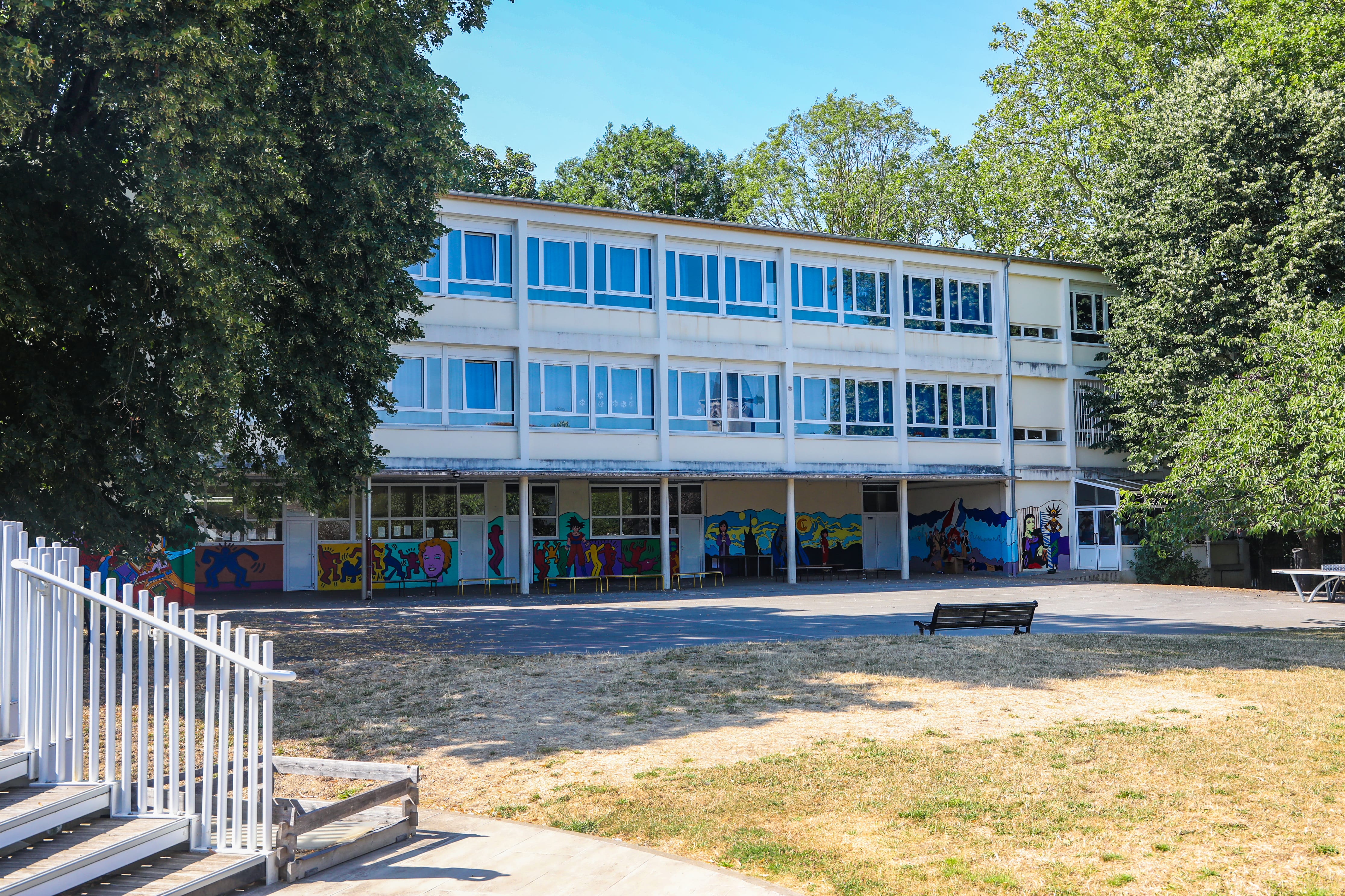 Foto 1 di École élémentaire Maréchal Leclerc