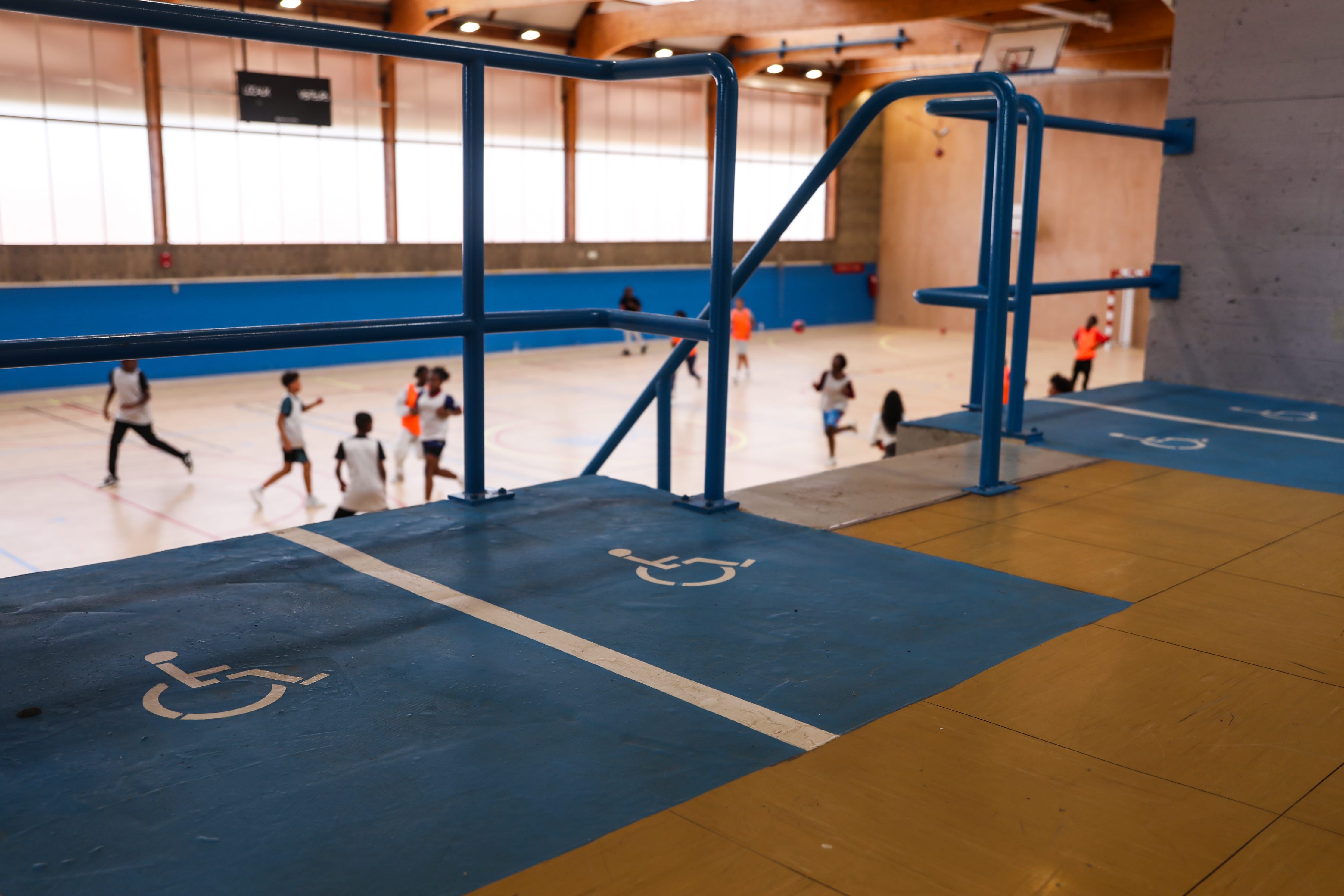 Foto 4 di Complexe sportif Andre Thoison
