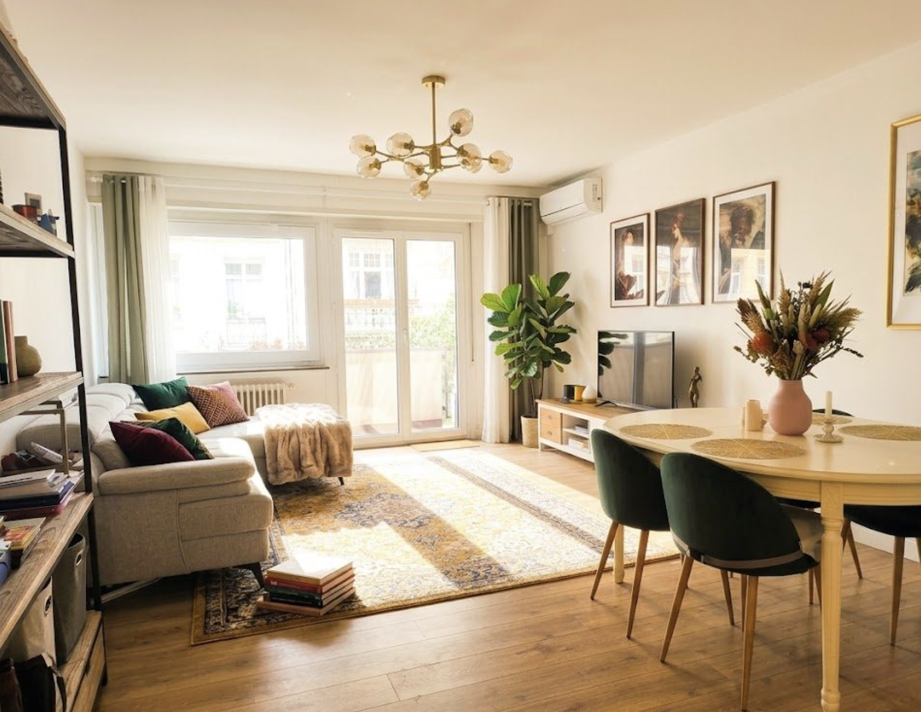 Foto 2 di B&H Immobilier
