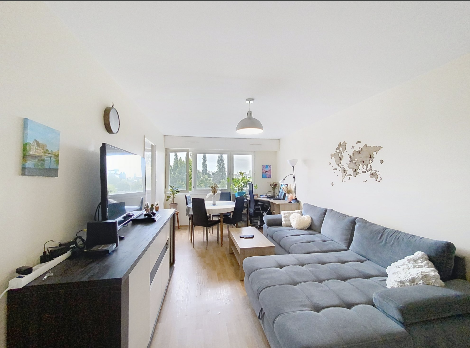 Foto 3 di B&H Immobilier