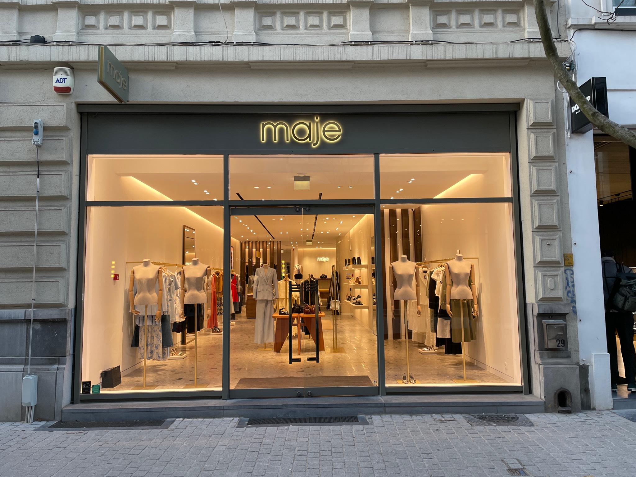 Foto 1 di Maje - Anvers