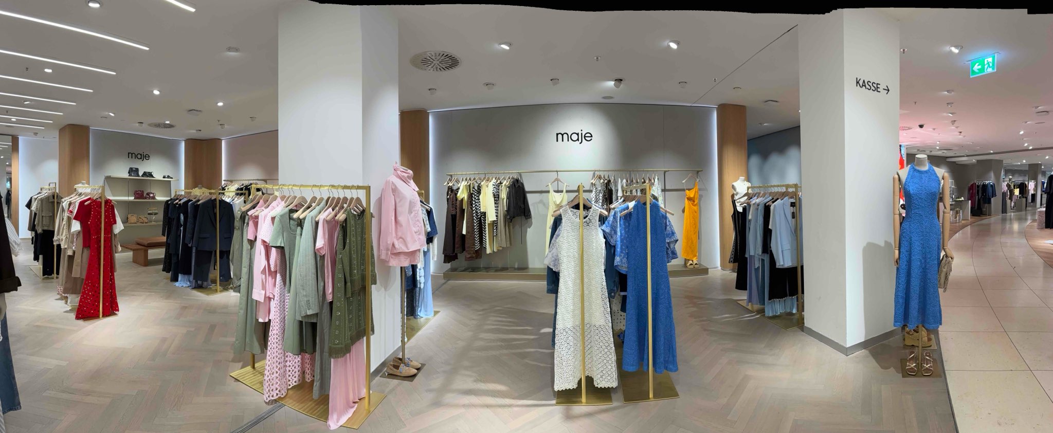 Foto 5 di Maje - Breuninger Munich