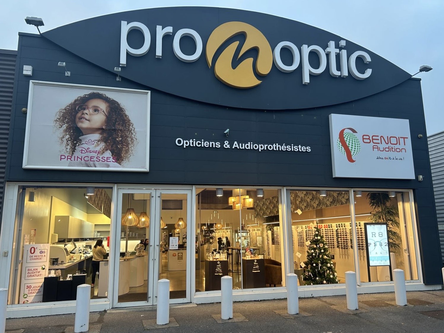 Foto 3 di PROMOPTIC
