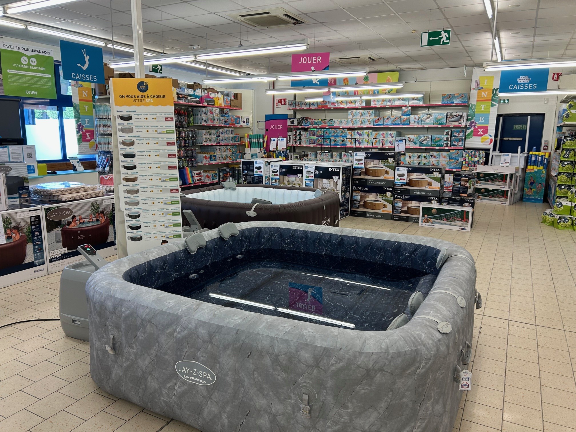 Foto 9 di Cash Piscines