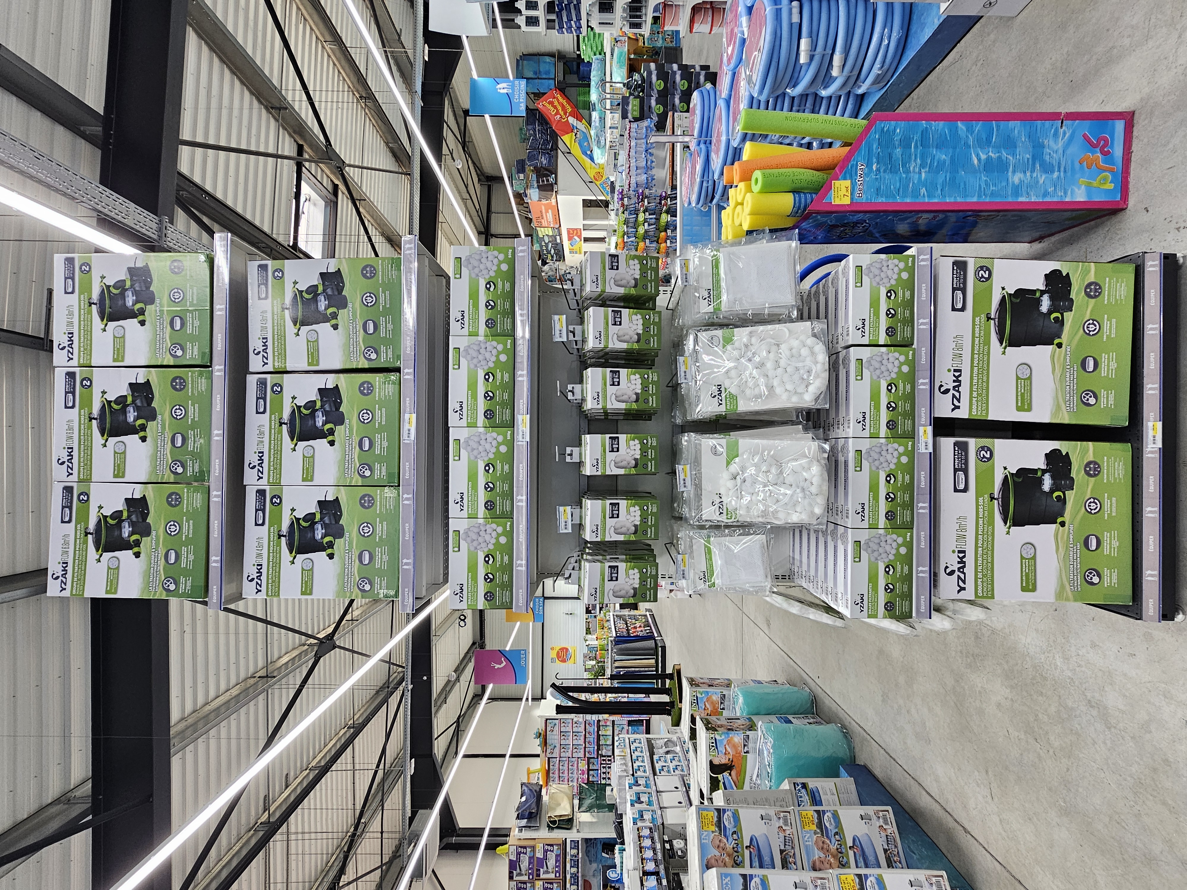 Foto 12 di Cash Piscines
