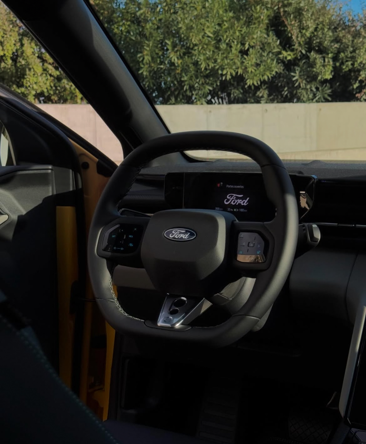 Foto 49 di Ford BYmyCAR Nice