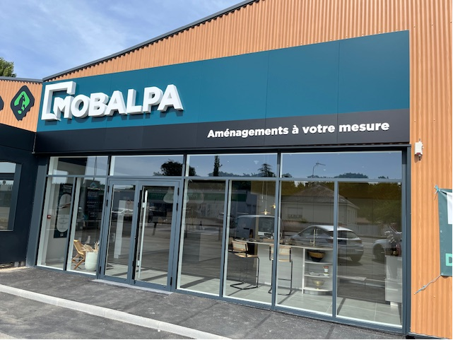 Foto 1 di Mobalpa