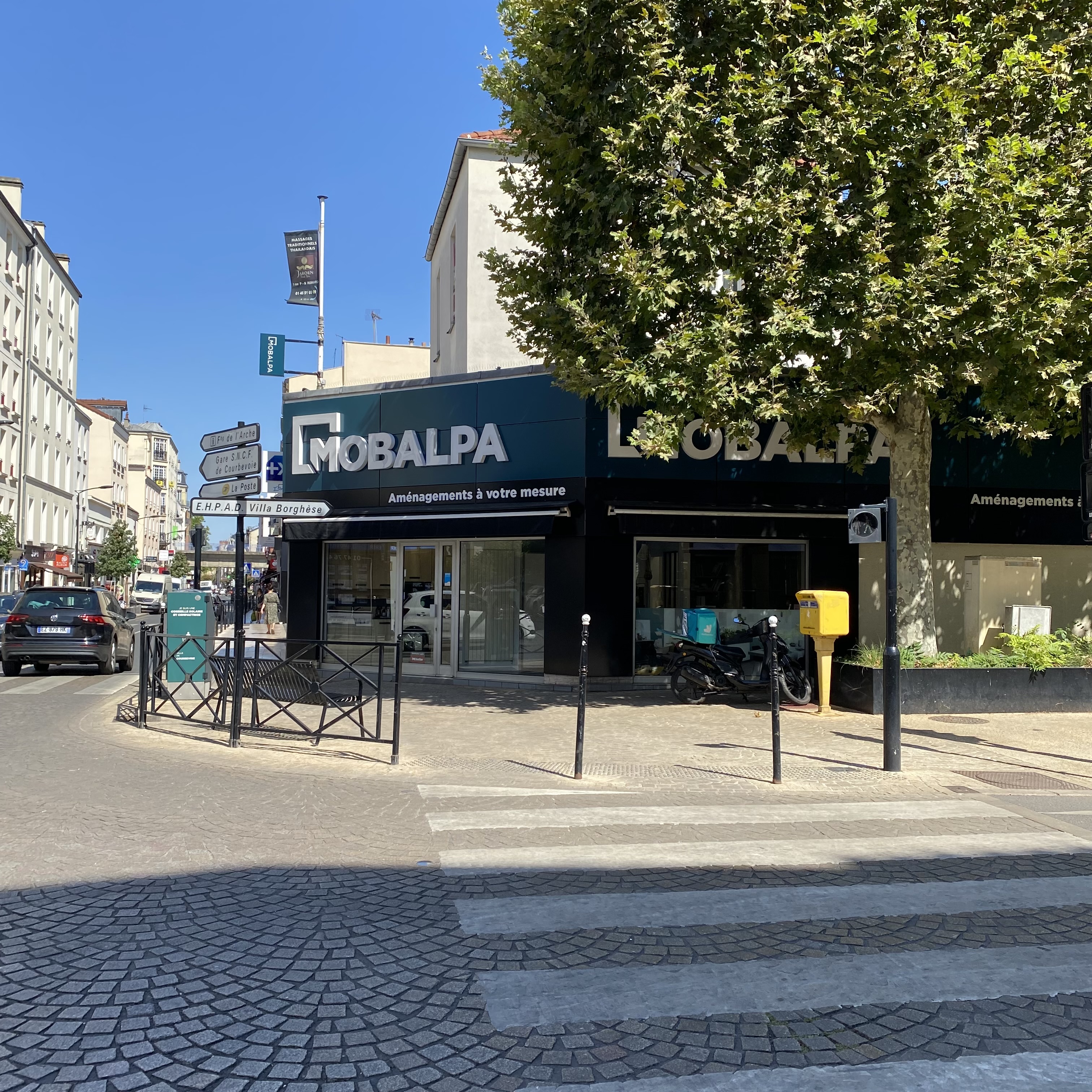 Foto 1 di Mobalpa