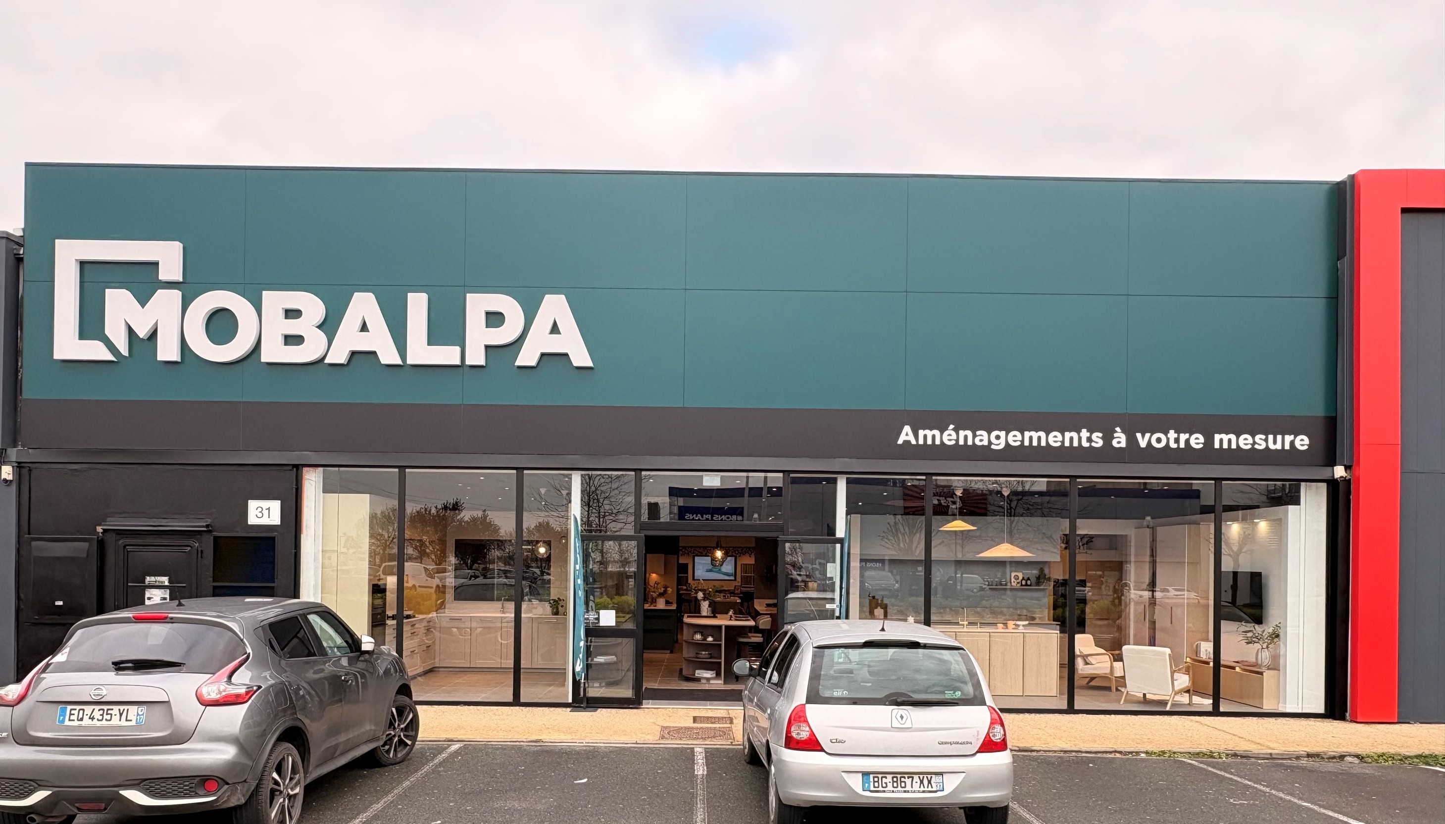 Foto 1 di Mobalpa