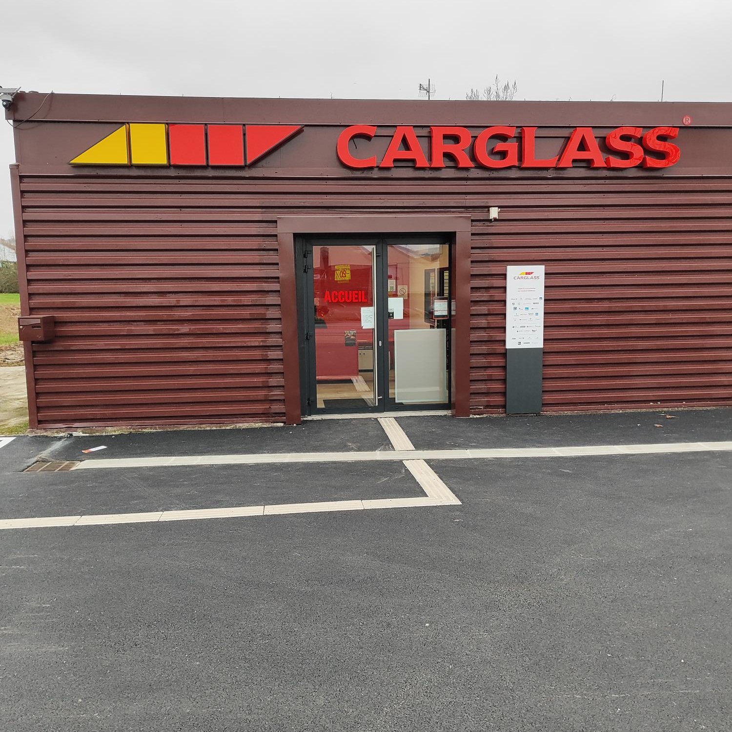 Foto 69 di CARGLASS Pare-Brise Eu