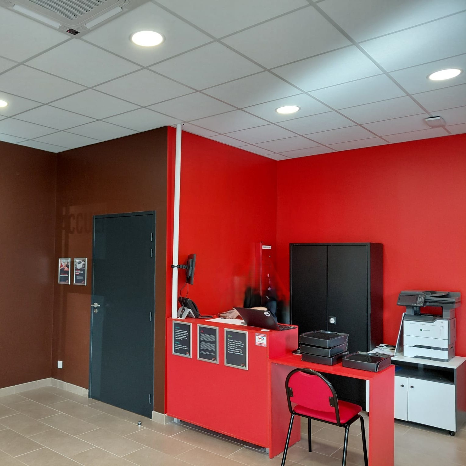 Foto 106 di CARGLASS Pare-Brise Crest