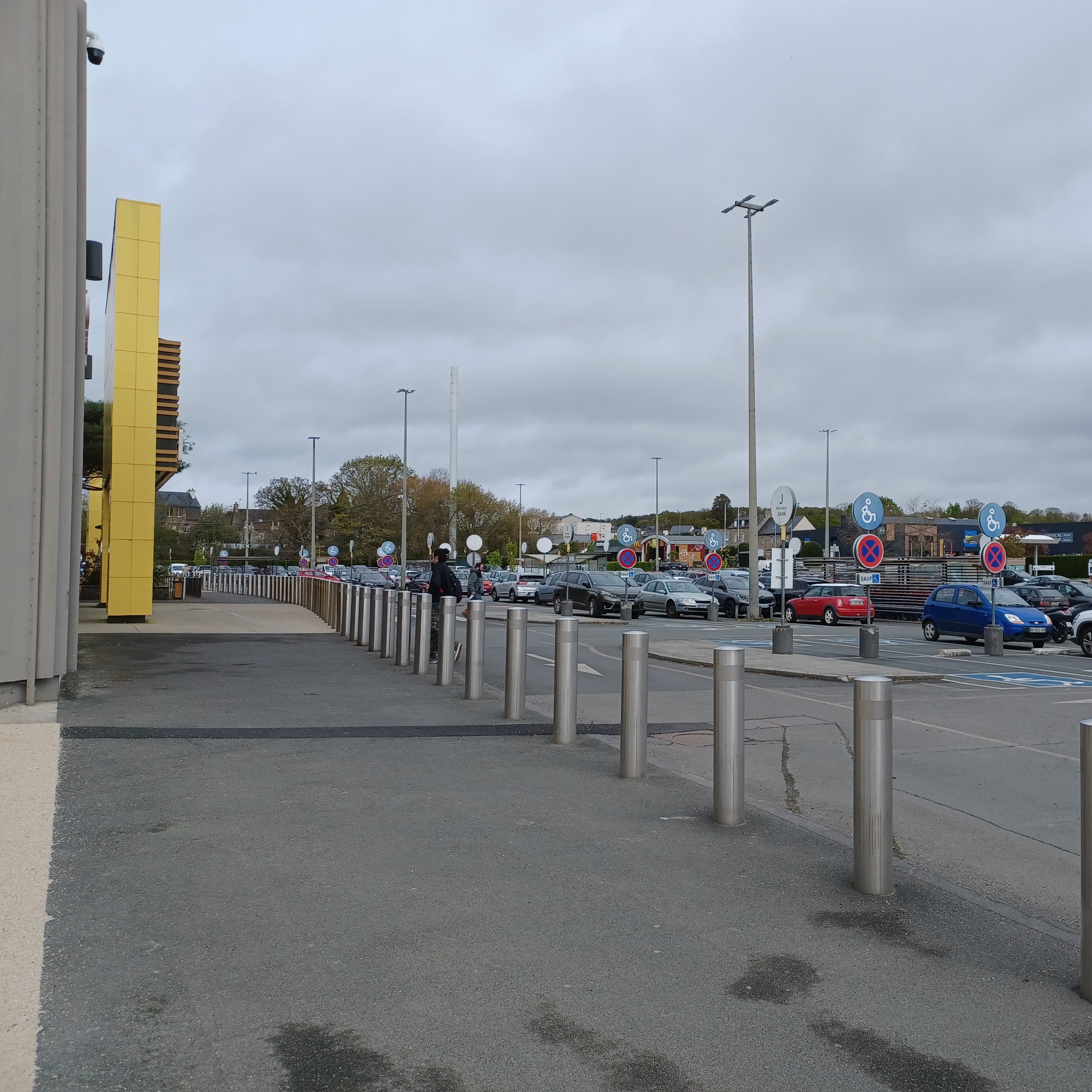 Foto 132 di CARGLASS Pare-Brise Guingamp