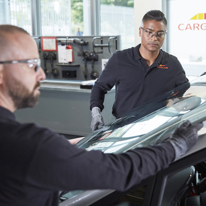Foto 40 di CARGLASS Pare-Brise Eze