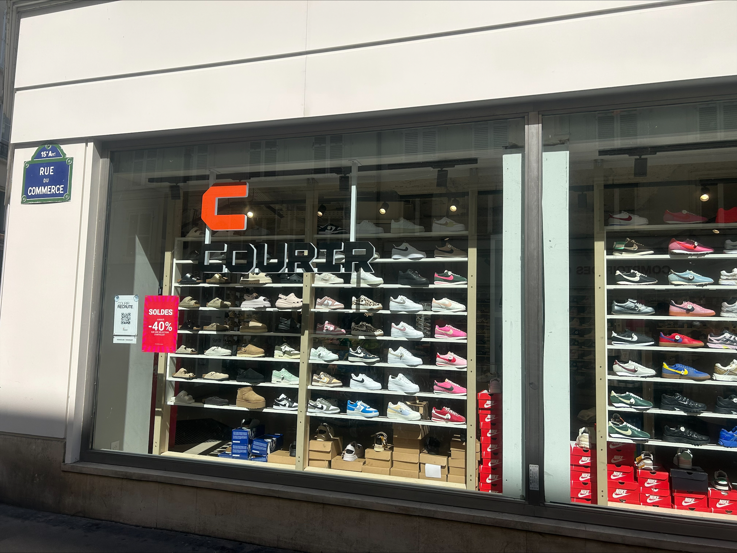Foto 1 di Courir