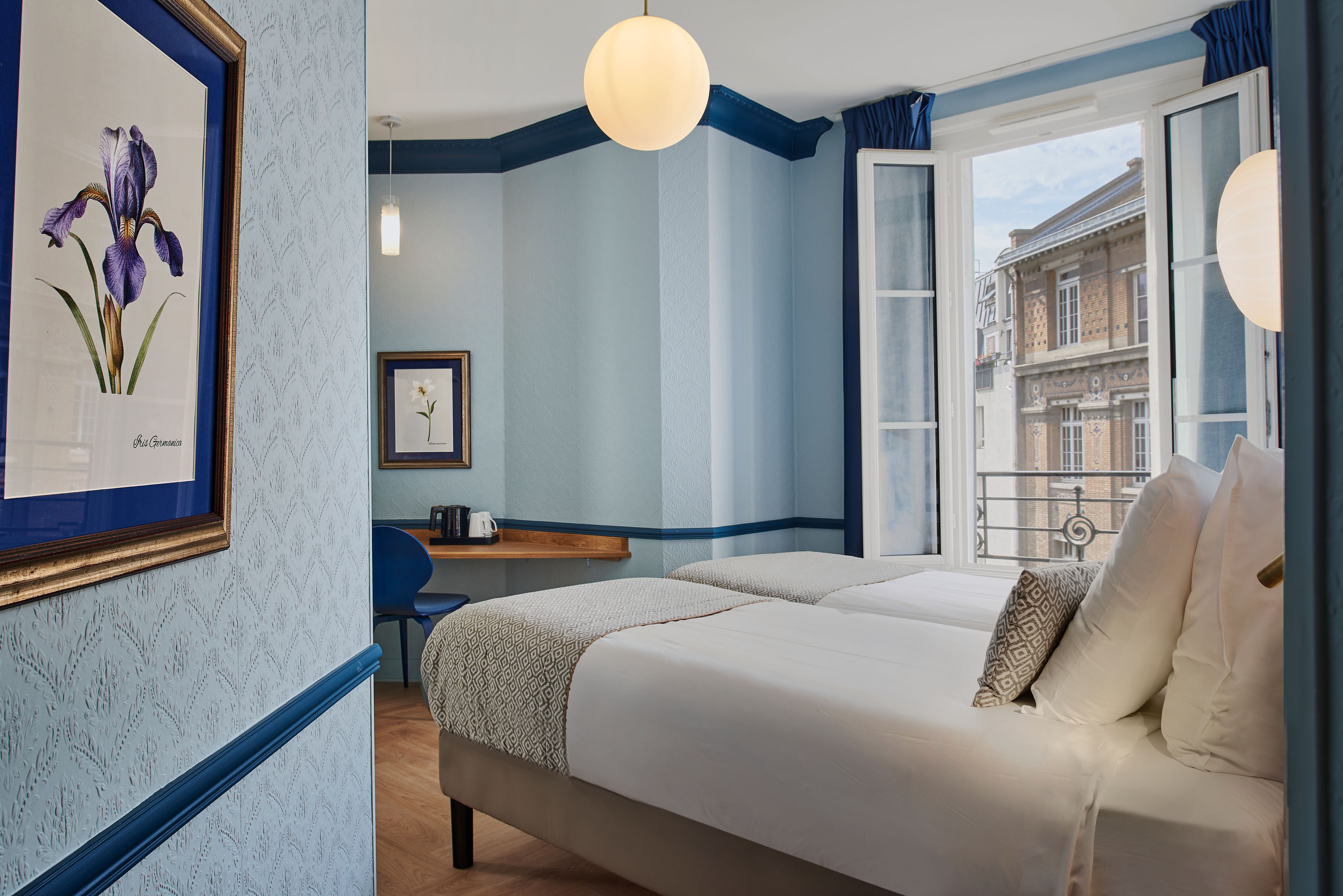 Hôtel De Neuve by HappyCulture