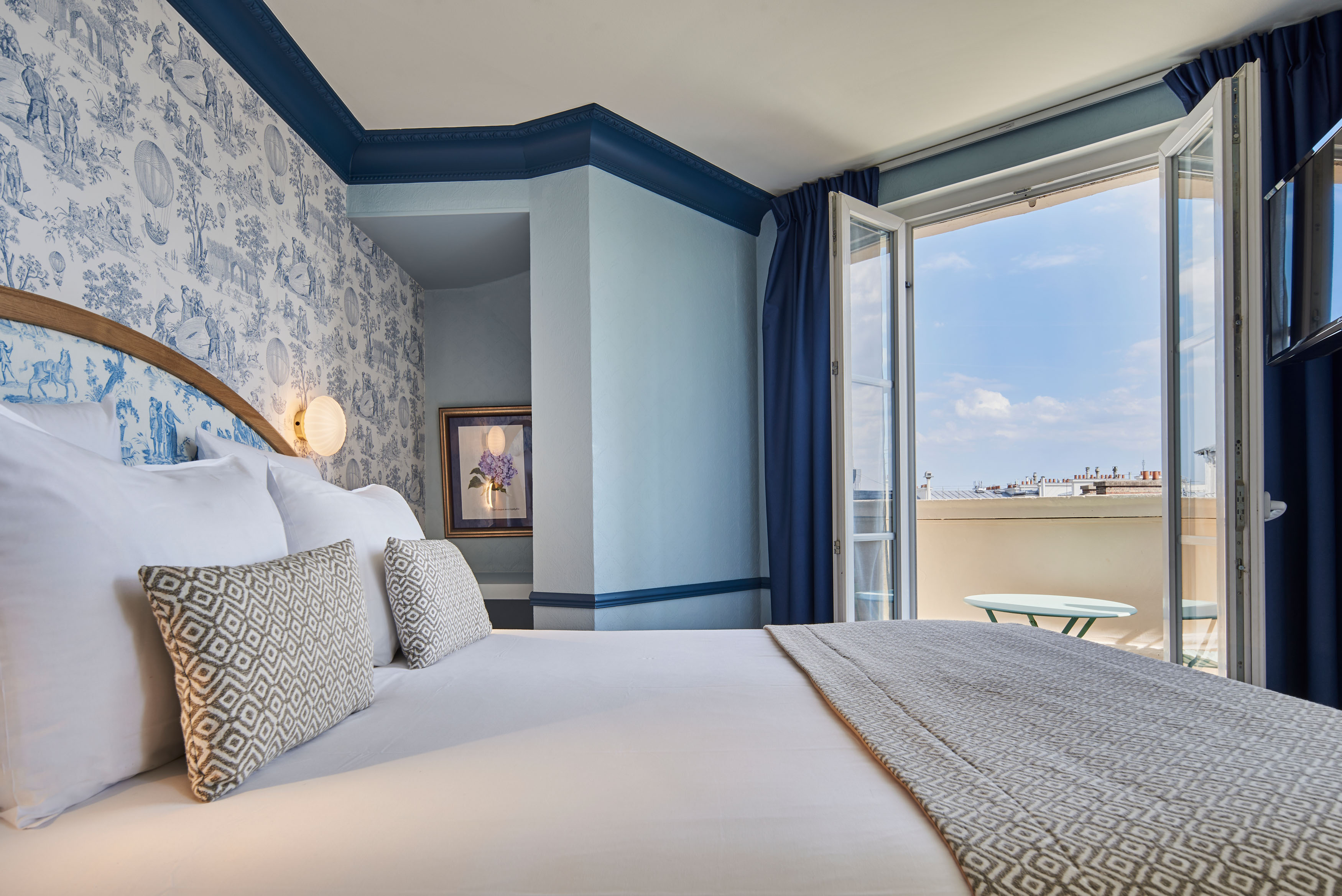 Hôtel De Neuve by HappyCulture