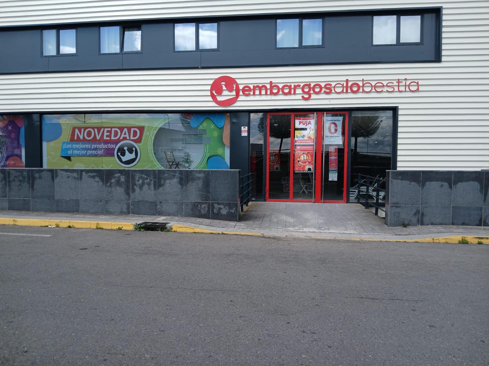 Foto 47 di Embargosalobestia