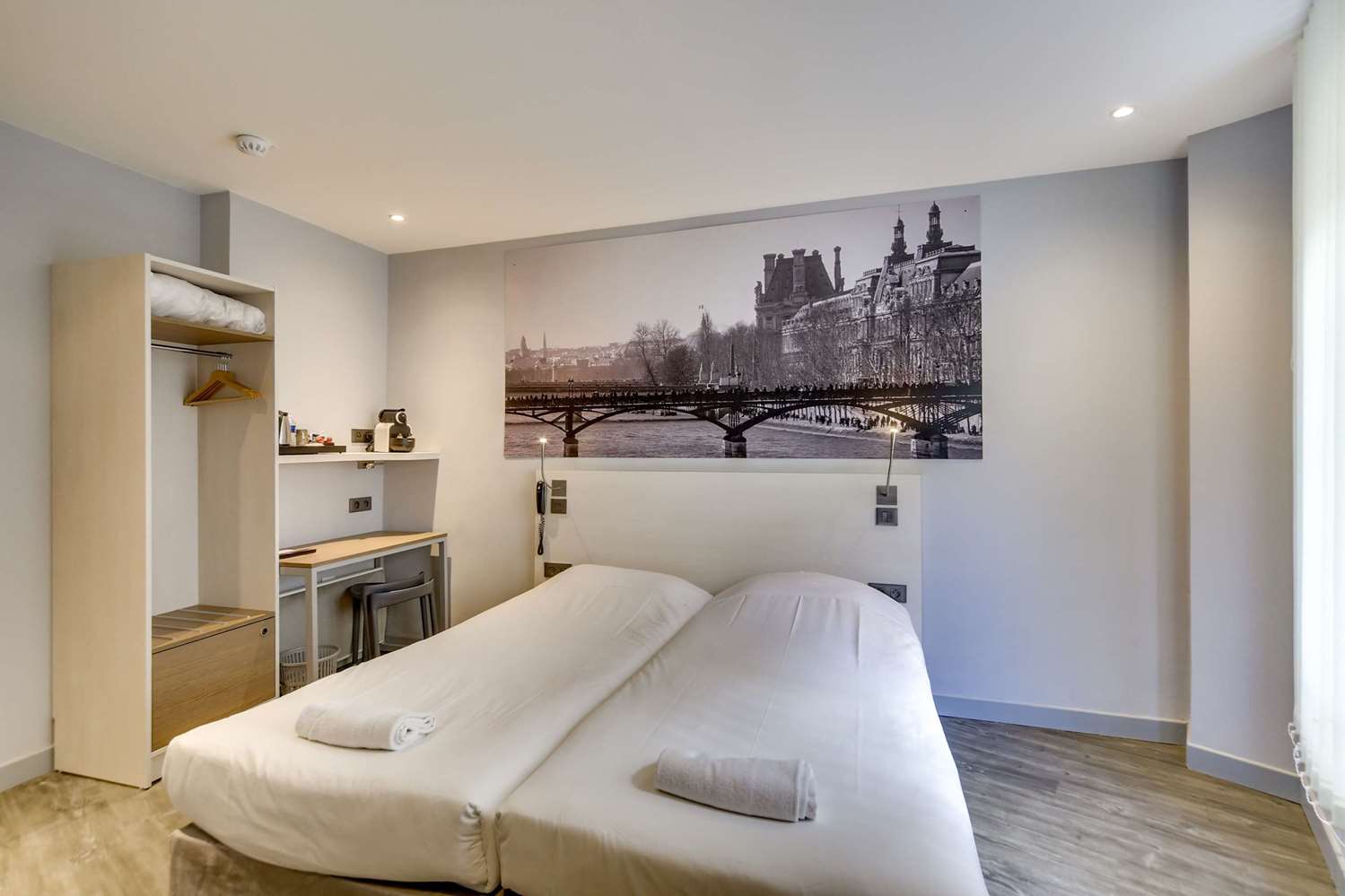 Foto 11 di Kyriad Paris Nation