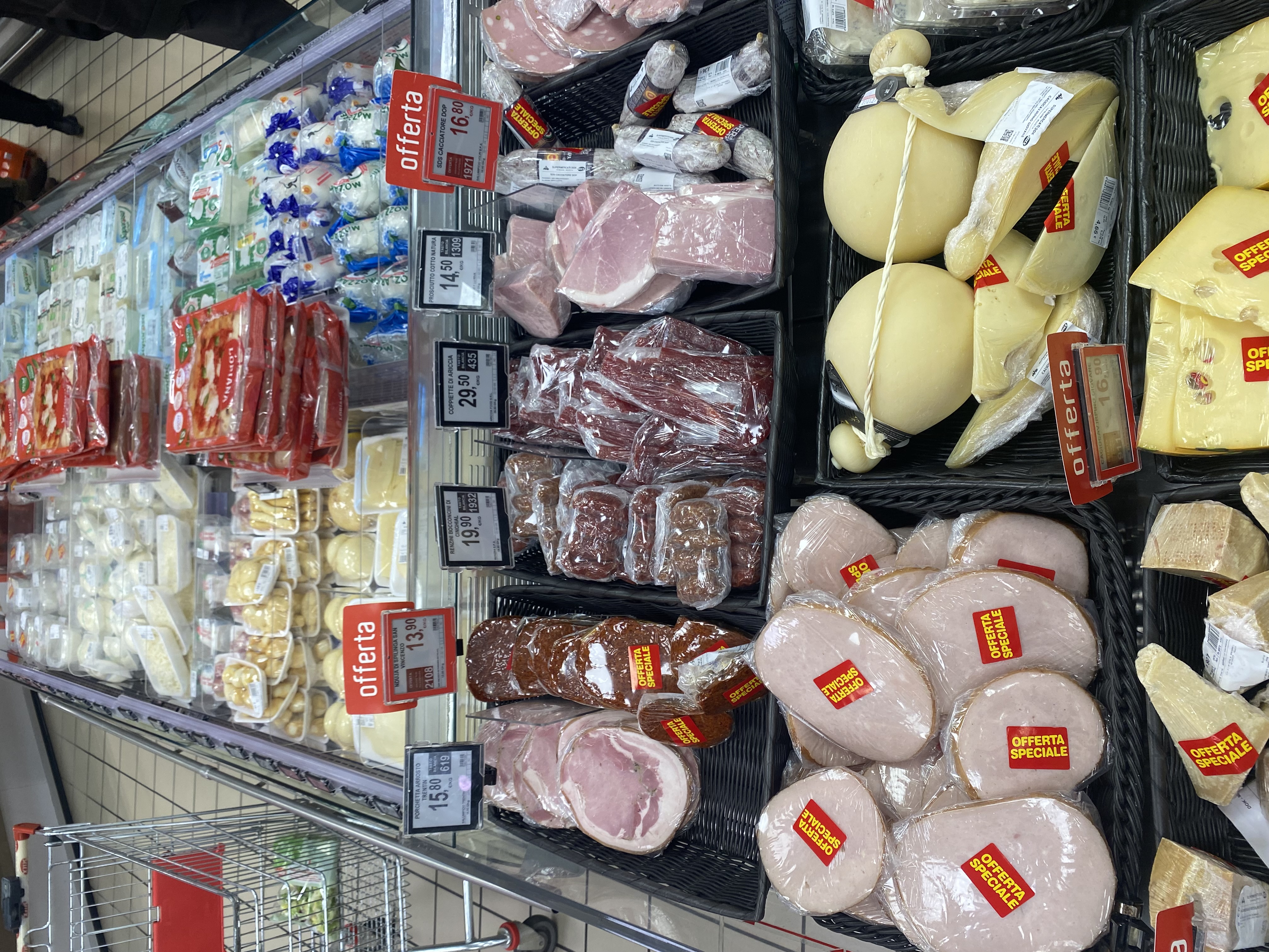 Photo 33 de Supermercato dok