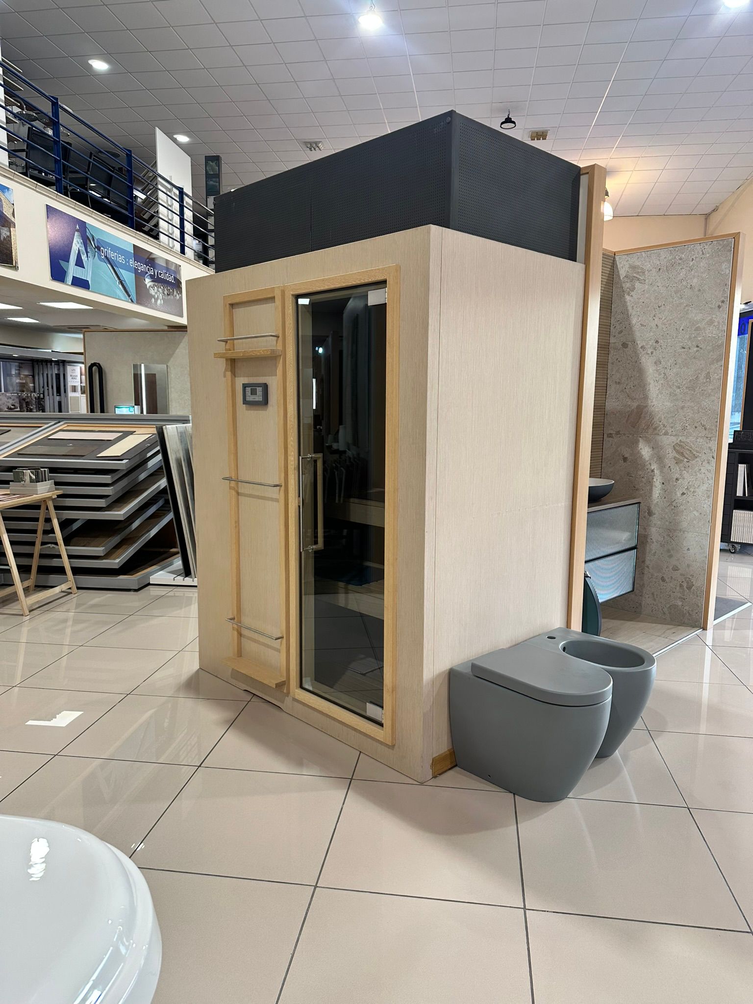 Foto 9 di BIGMAT AZULORCA - ALMACEN